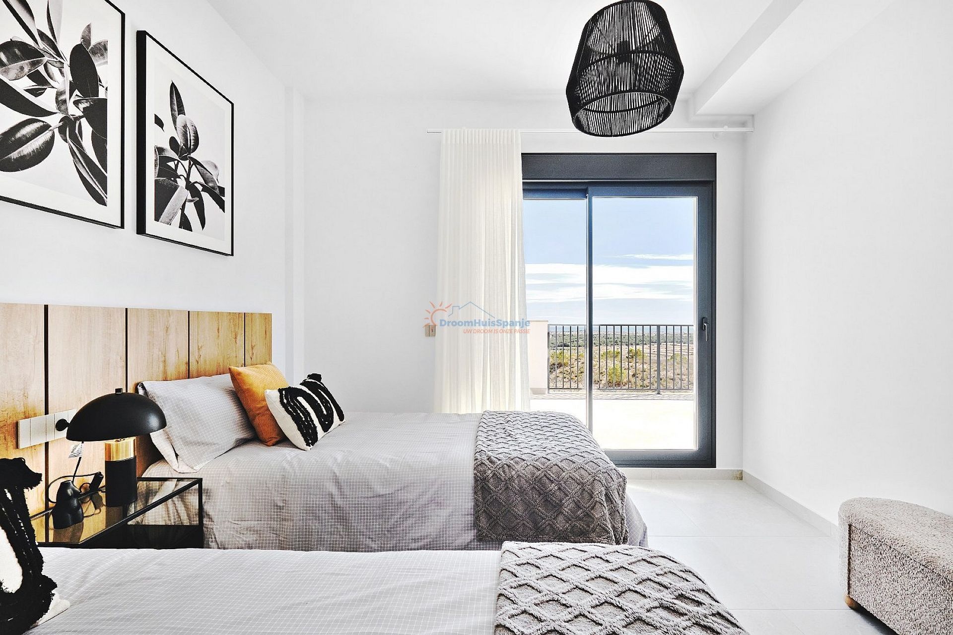 Detached Villa in San Miguel de Salinas - New build - DroomHuisSpanje