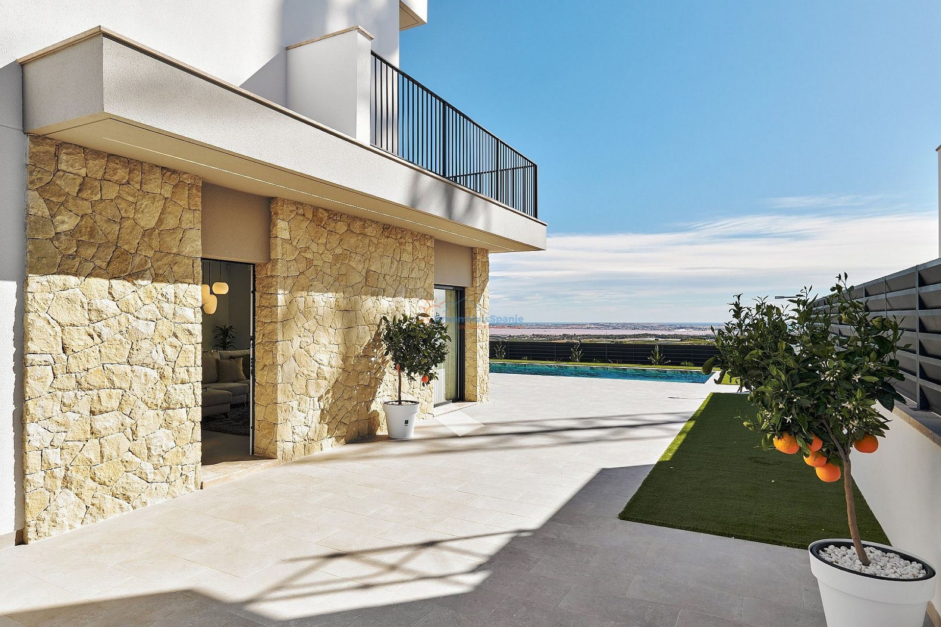 Detached Villa in San Miguel de Salinas - New build - DroomHuisSpanje