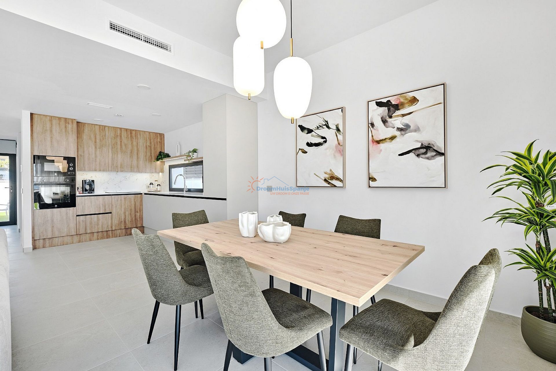 Detached Villa in San Miguel de Salinas - New build - DroomHuisSpanje