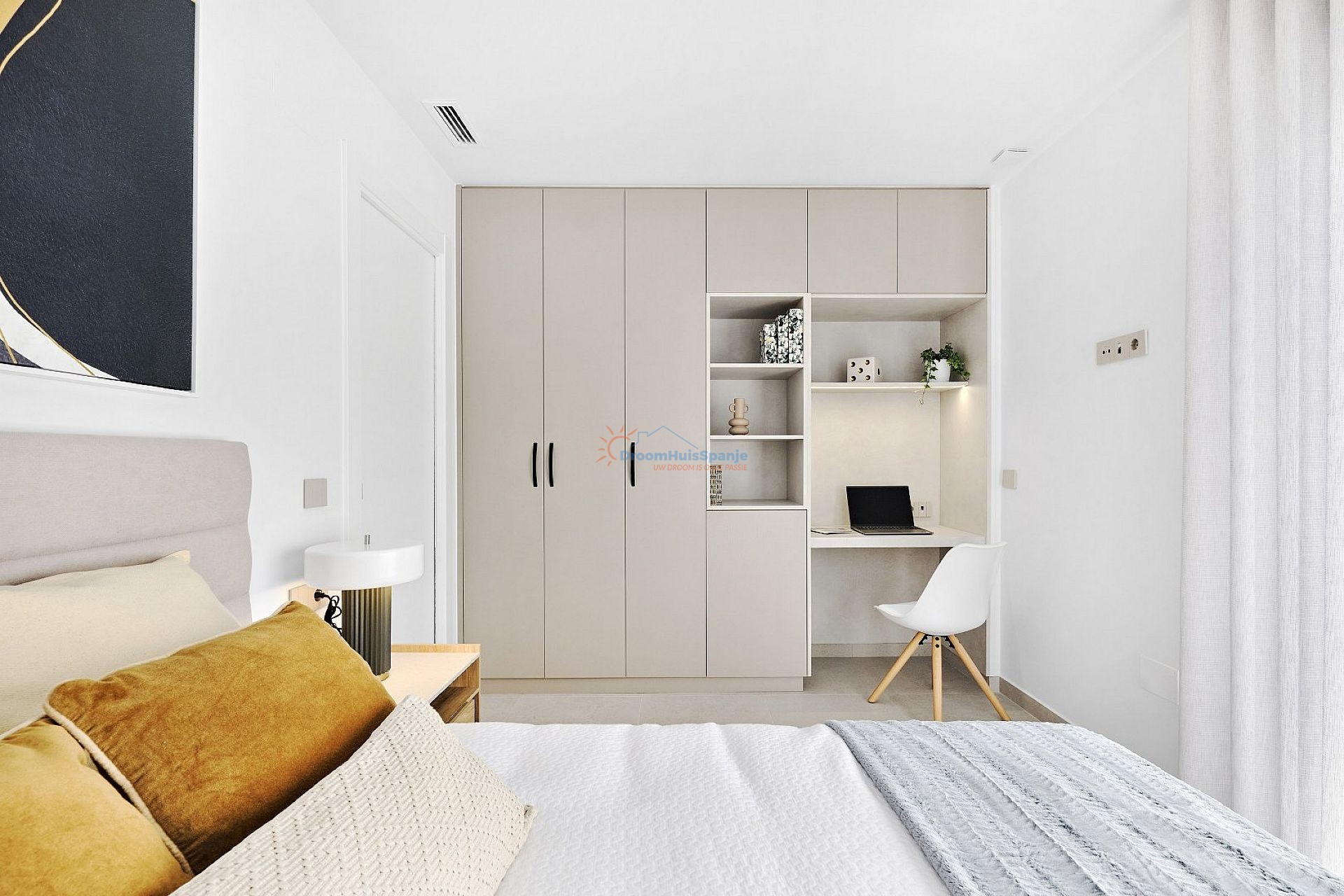 Detached Villa in San Miguel de Salinas - New build - DroomHuisSpanje