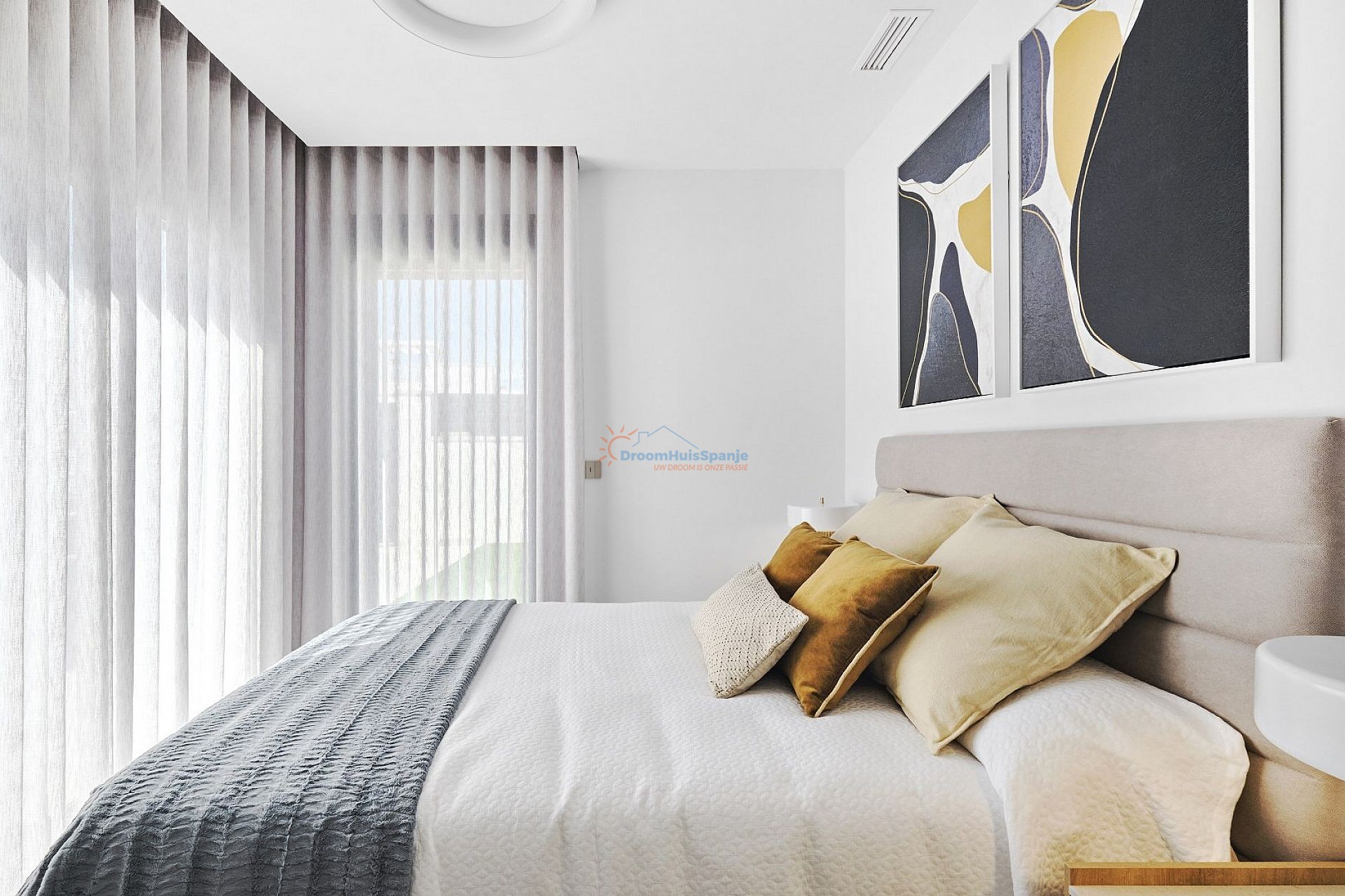 Detached Villa in San Miguel de Salinas - New build - DroomHuisSpanje