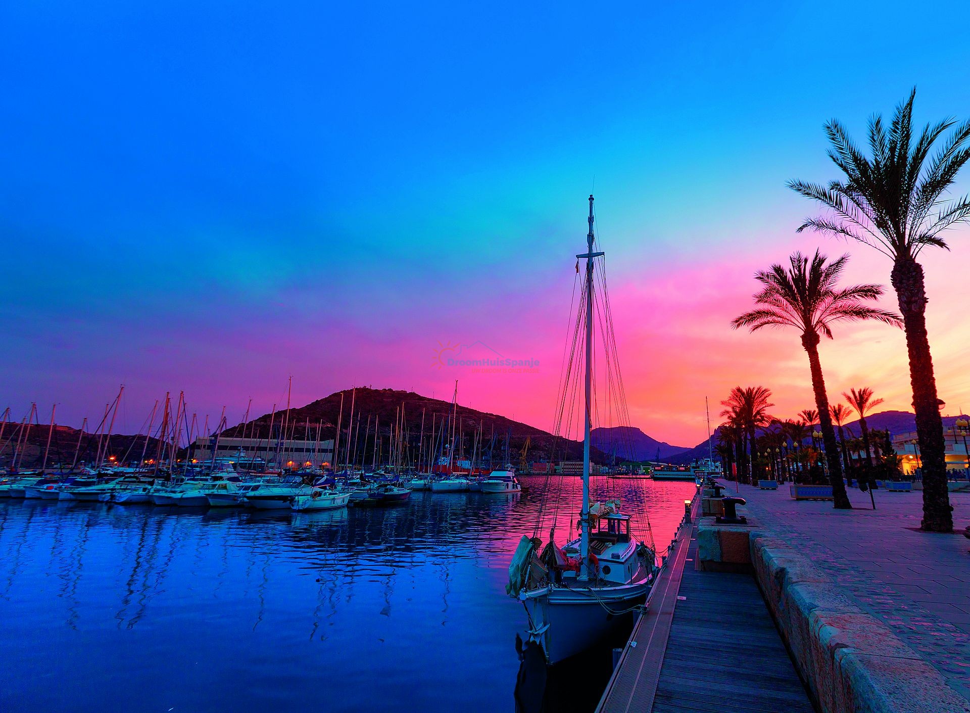 Moderne vrijstaande sleutelklare villa met privé zwembad, dakterras, garage in Los Belones - DroomHuisSpanje