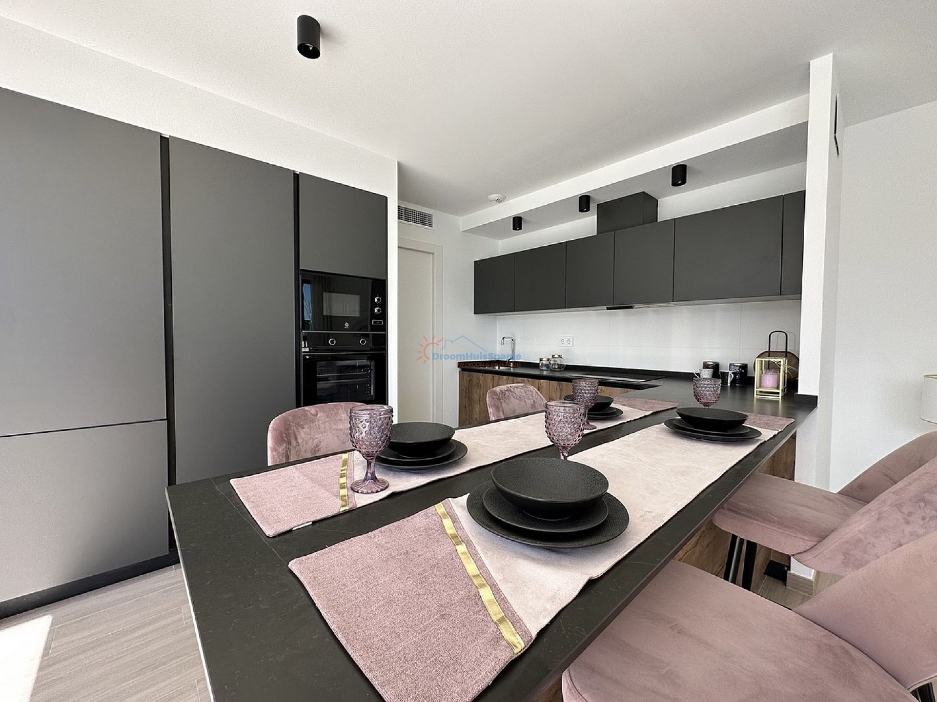 Moderne vrijstaande sleutelklare villa met privé zwembad, dakterras, garage in Los Belones - DroomHuisSpanje