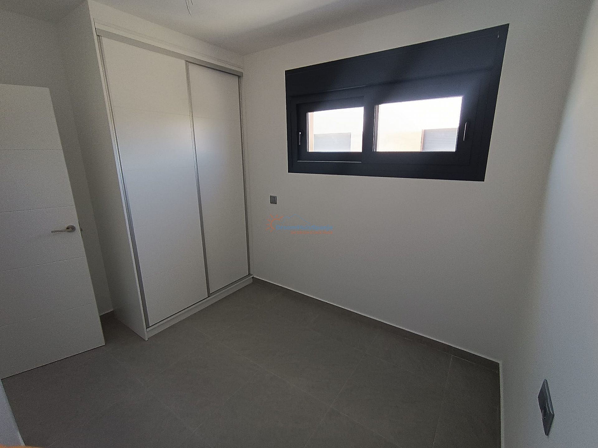 Elegante halfvrijstaande villa in Daya Nueva, Costa Blanca - DroomHuisSpanje