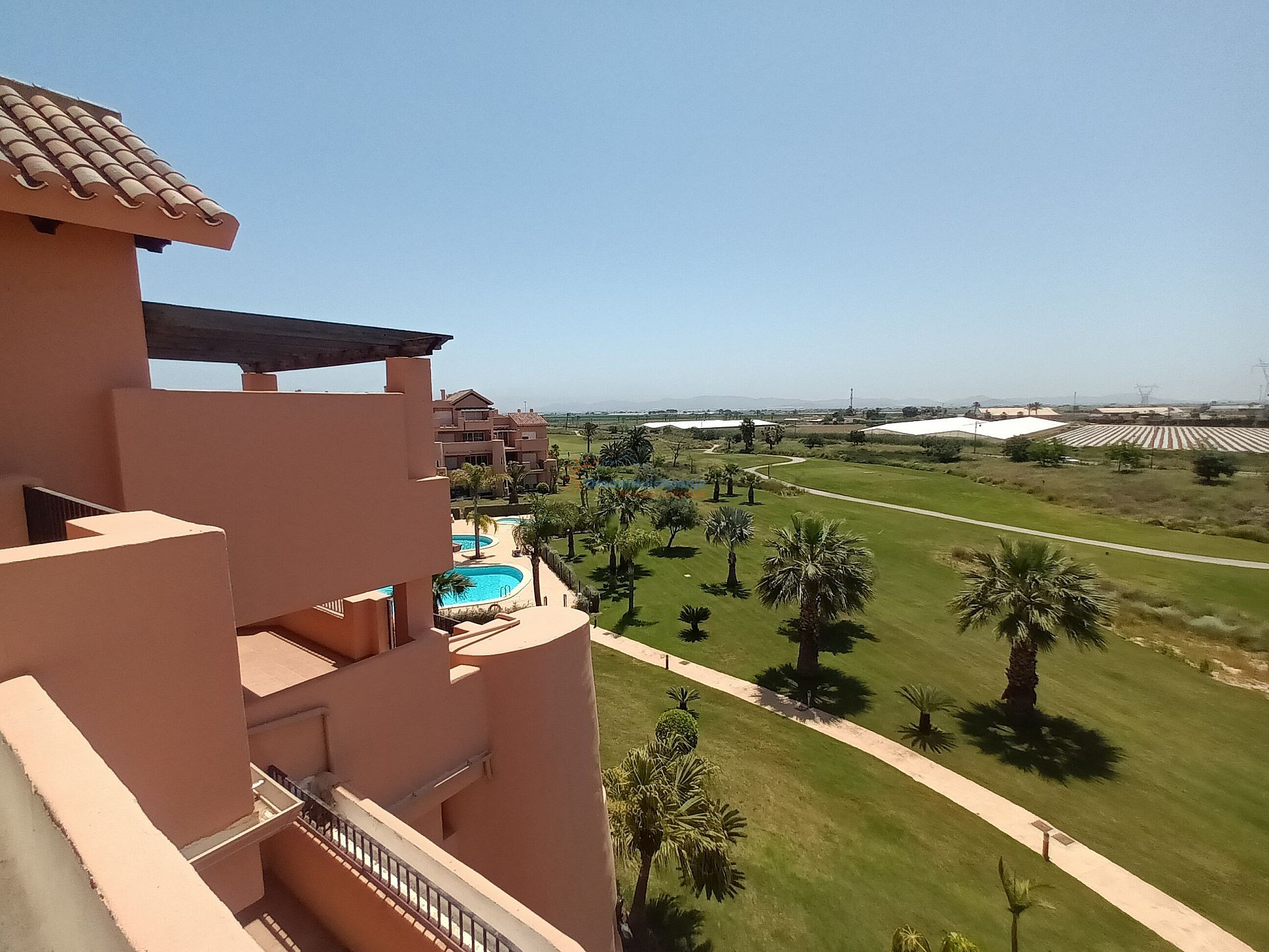 Schitterend ruim 2 slaapkamer appartement op eerste lijn Golf - DroomHuisSpanje