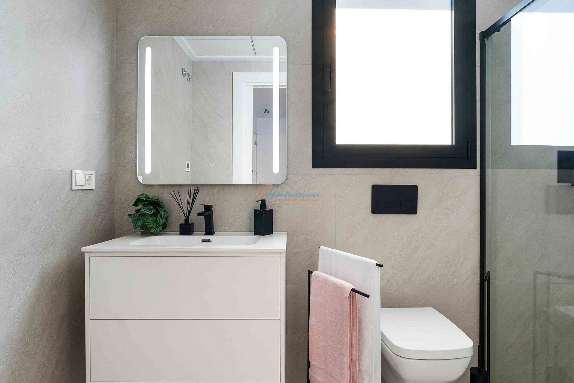 Fraai ontworpen villa met privé zwembad in Rojales - DroomHuisSpanje