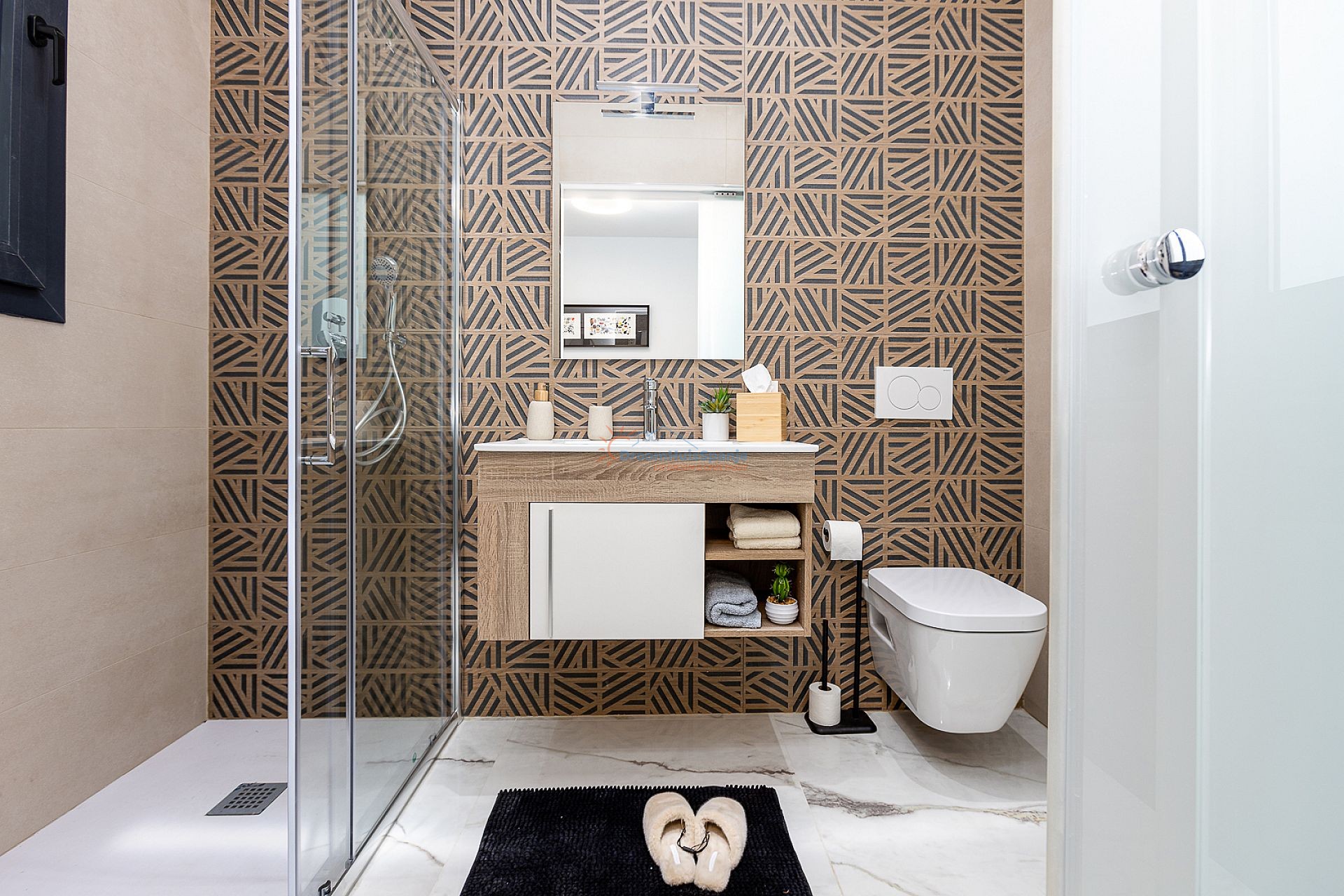 VOLLEDIG INSTAPKLAAR !! penthouse met privé dakterras - DroomHuisSpanje