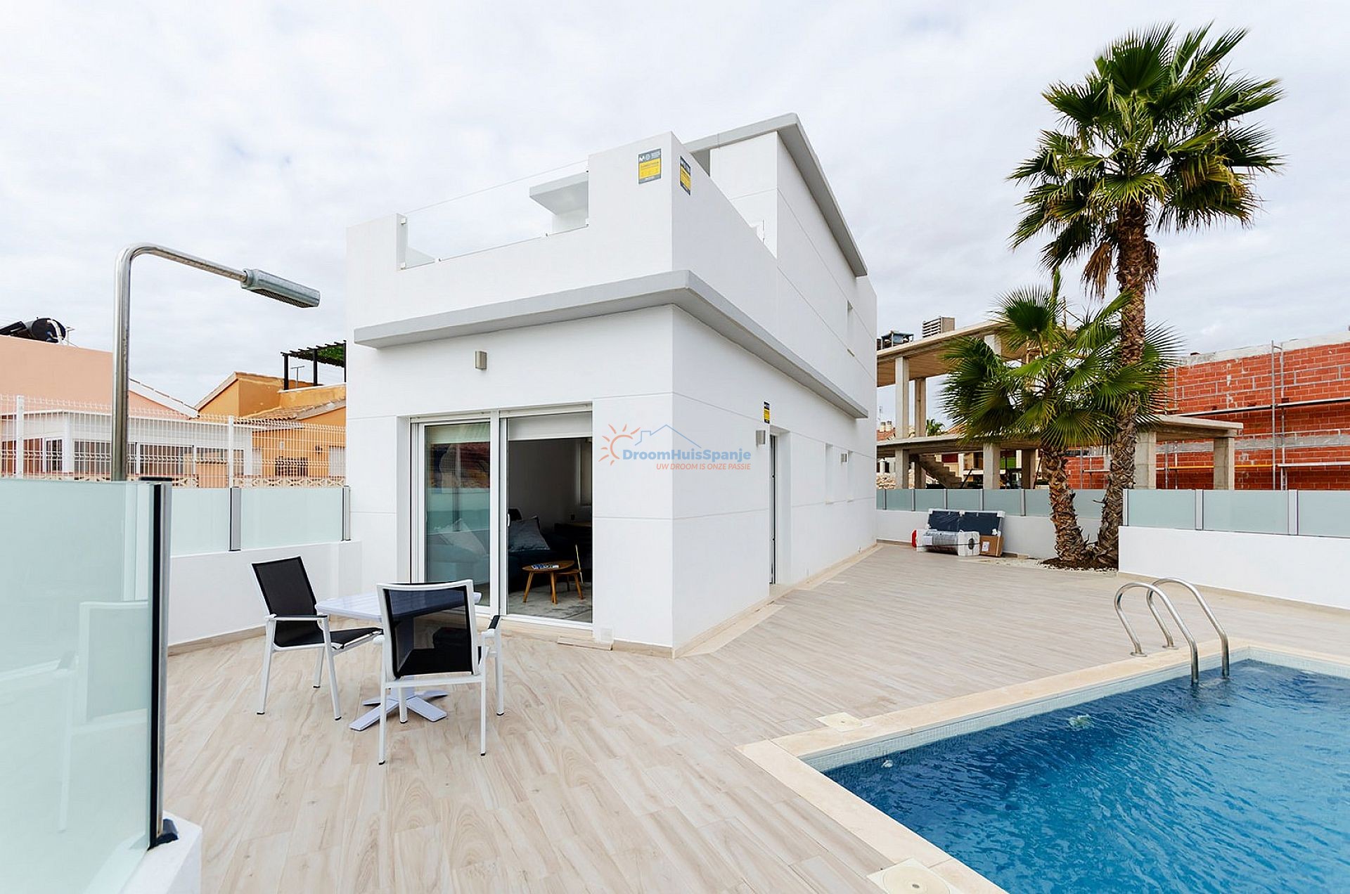 Moderne instapklare villa in Torrvieja, Costa Blanca - DroomHuisSpanje