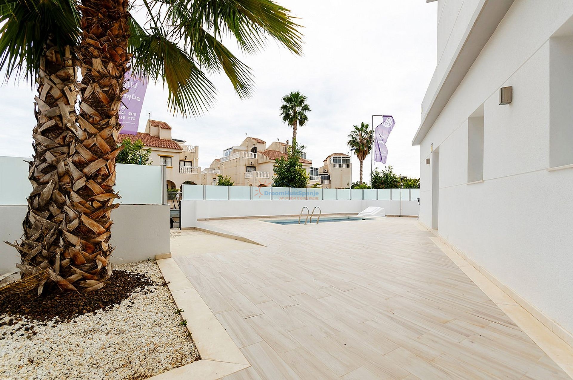 Moderne instapklare villa in Torrvieja, Costa Blanca - DroomHuisSpanje