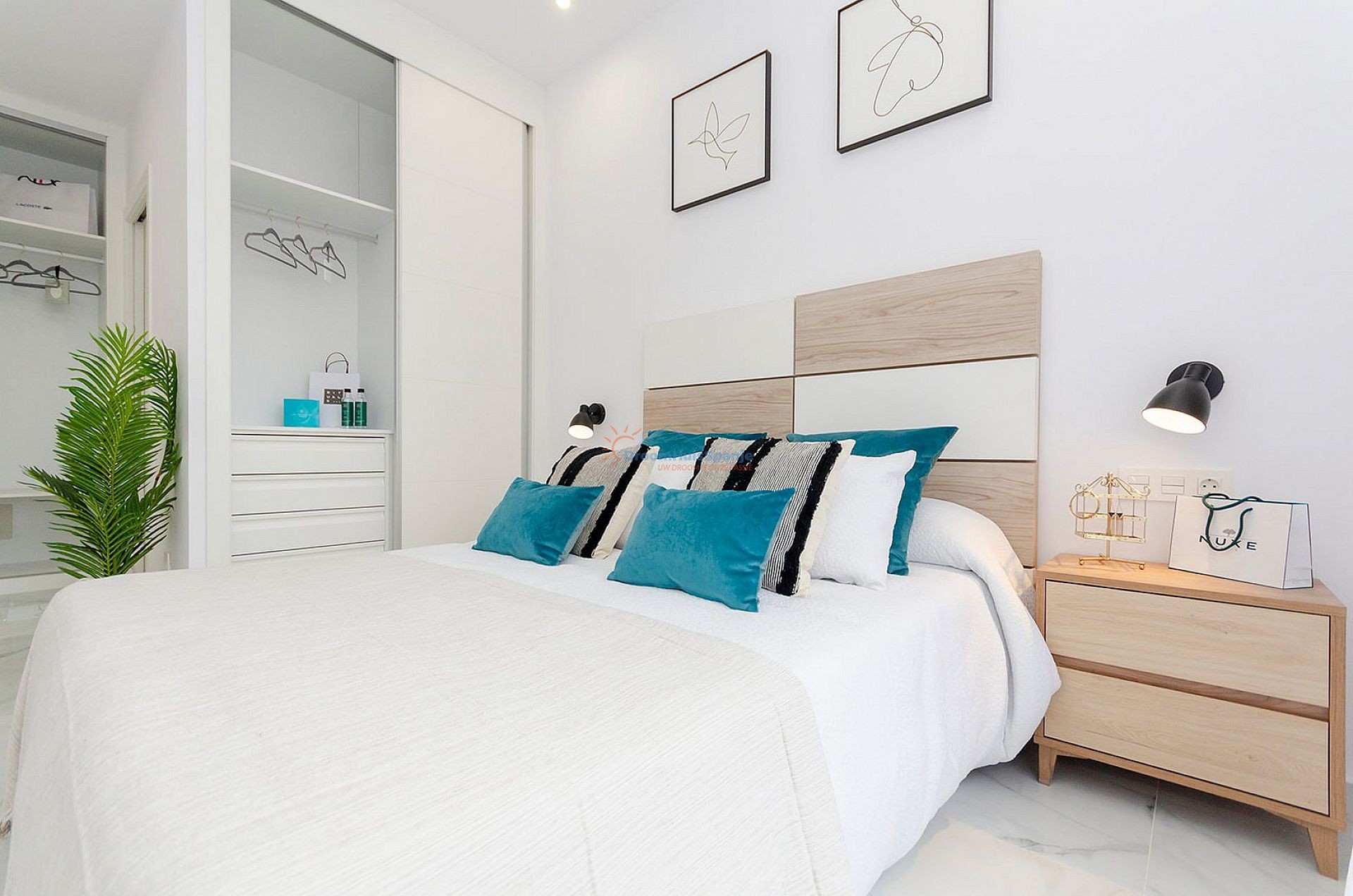 Chalet independiente en Torrevieja - Obra nueva - DroomHuisSpanje