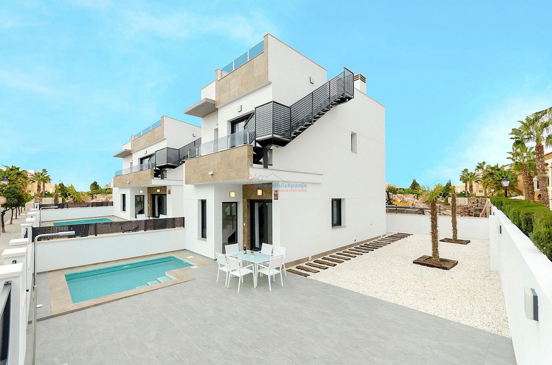 Chalet independiente en Torrevieja - Obra nueva - DroomHuisSpanje