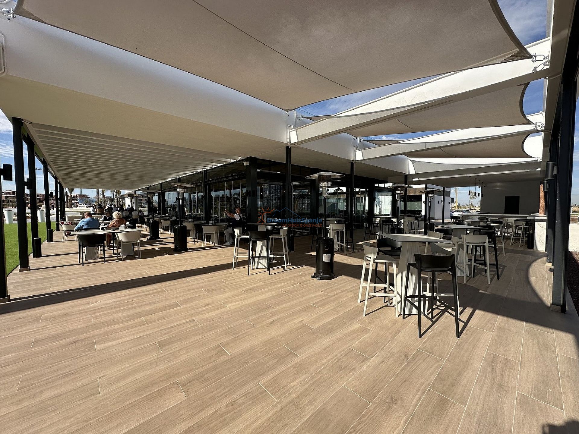 Luxueze villa te koop in Santa Rosalia Lake & Life Resort - DroomHuisSpanje