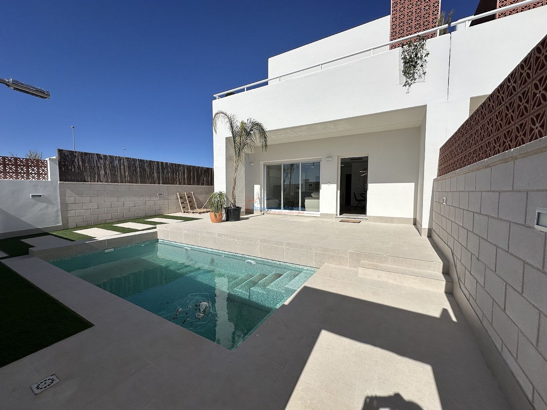 Chalet independiente en Pilar de la Horadada - Obra nueva - DroomHuisSpanje