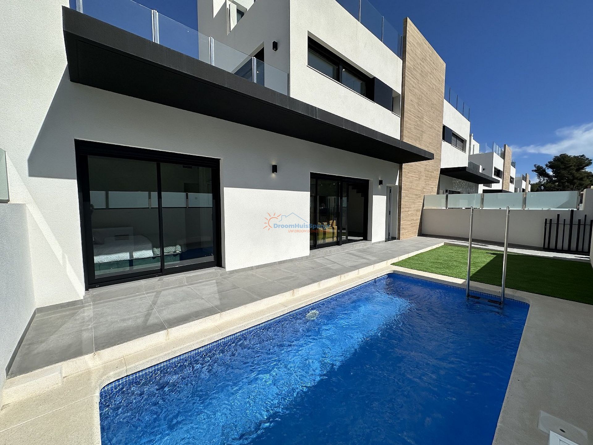 Moderne villa met privé solarium in de Costa Blanca Zuid - DroomHuisSpanje
