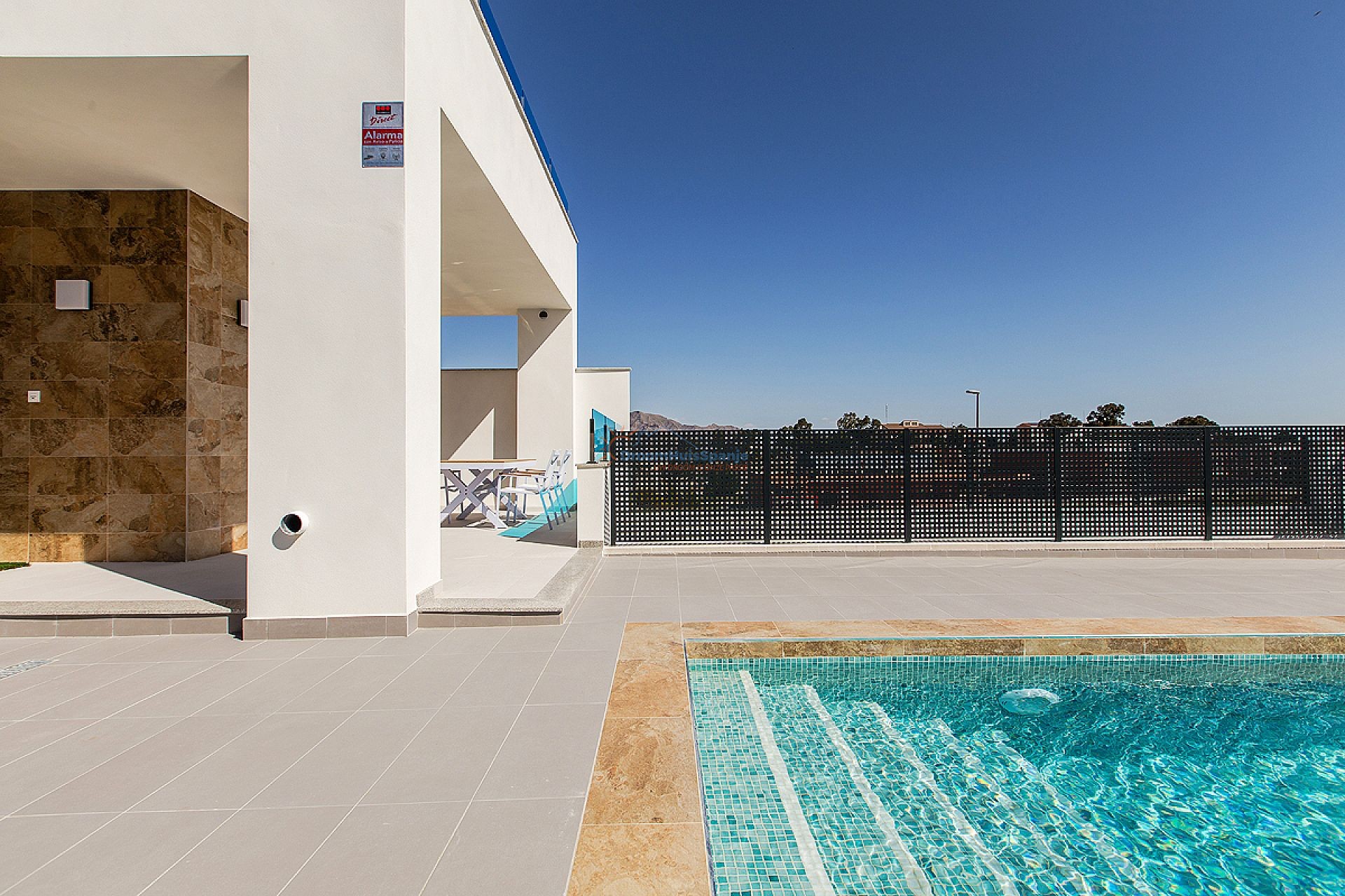 Chalet independiente con piscina privada y  garaje - DroomHuisSpanje