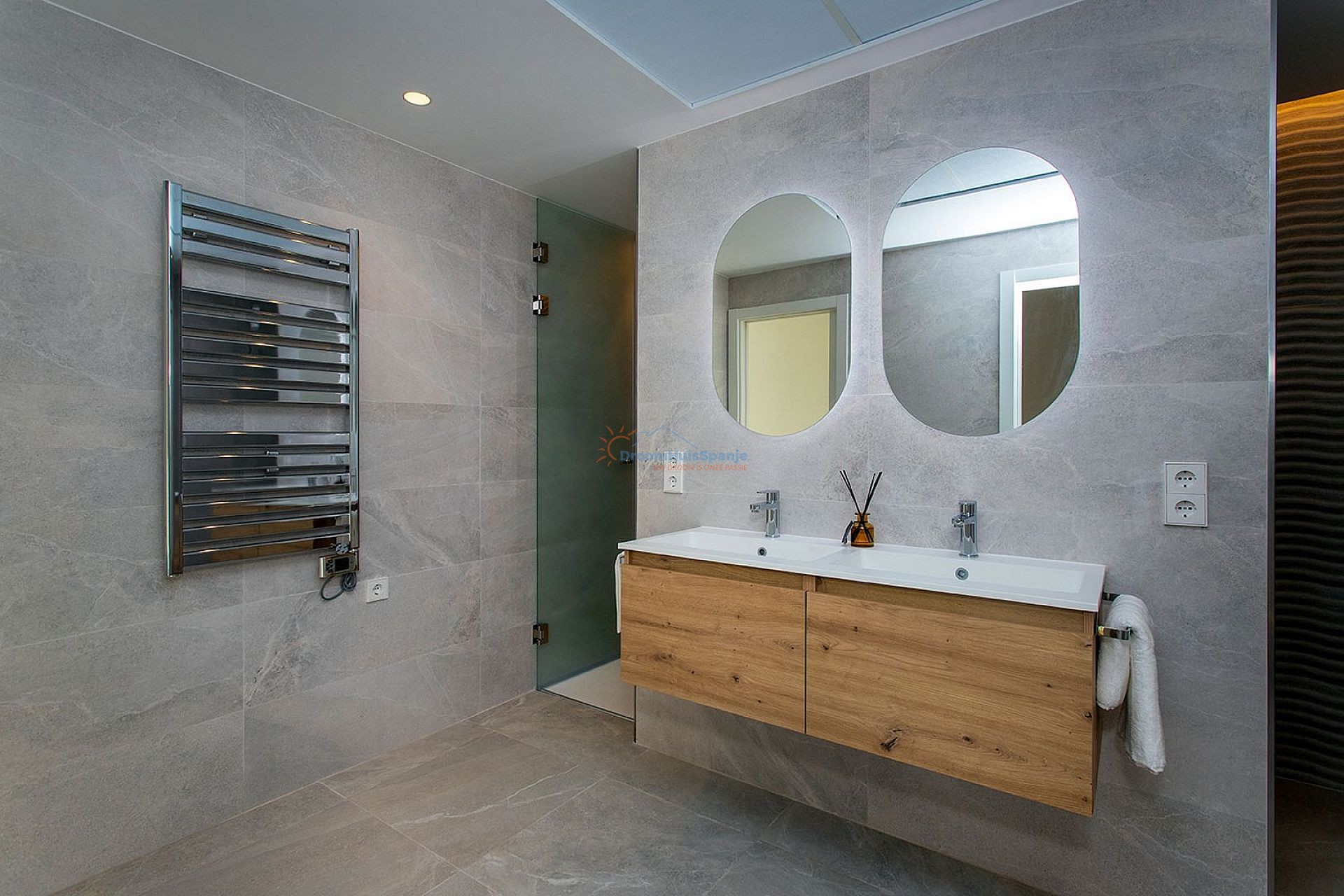 Geschakelde villa op 400m van het het strand in Torre de la Horadada - DroomHuisSpanje