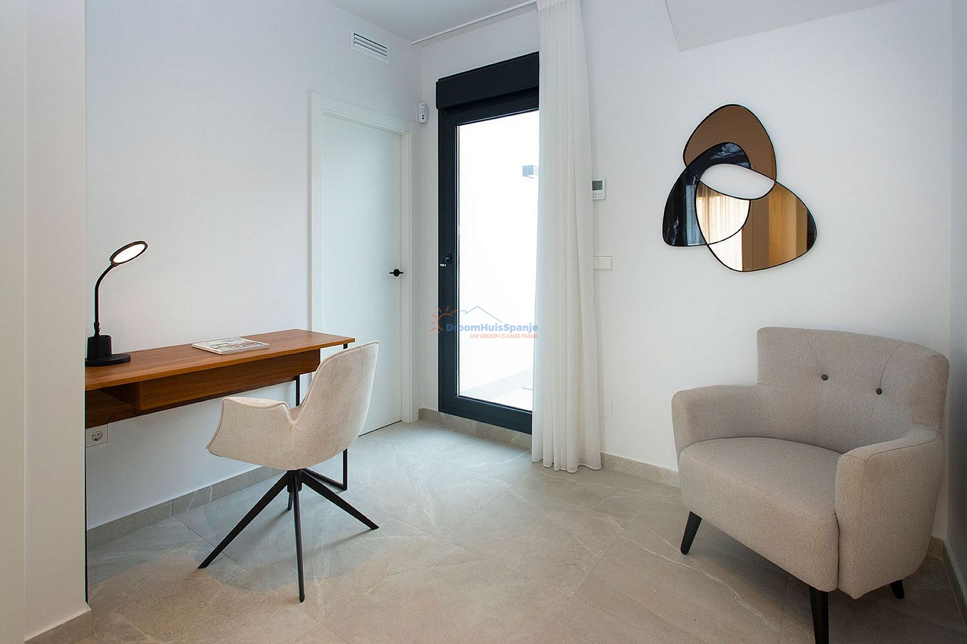 Geschakelde villa op 400m van het het strand in Torre de la Horadada - DroomHuisSpanje