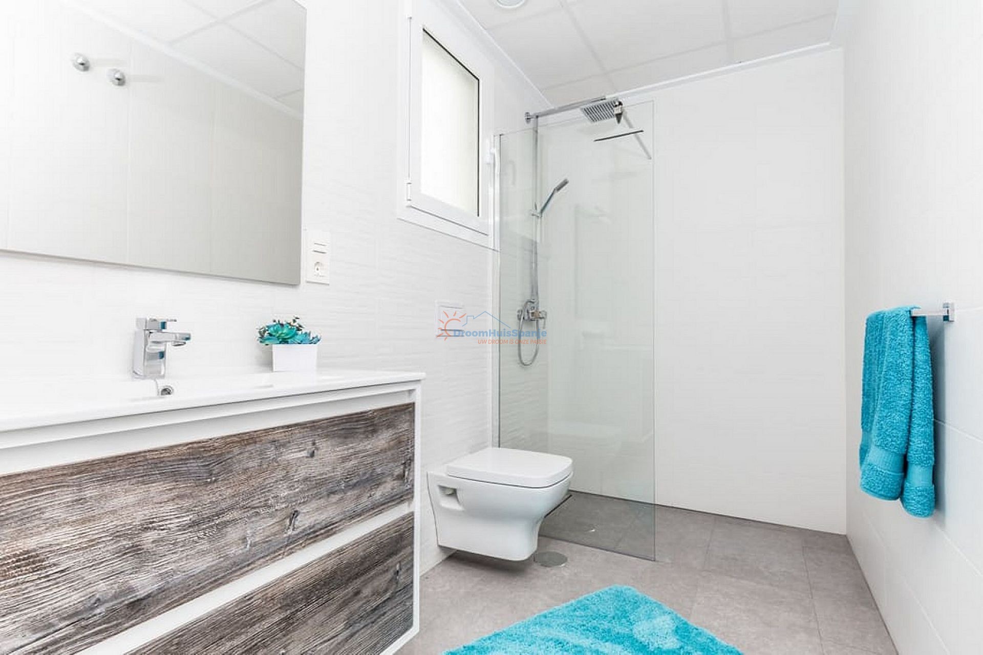 Vrijstaande villa te koop in Gran Alcant, Costa Blanca - DroomHuisSpanje