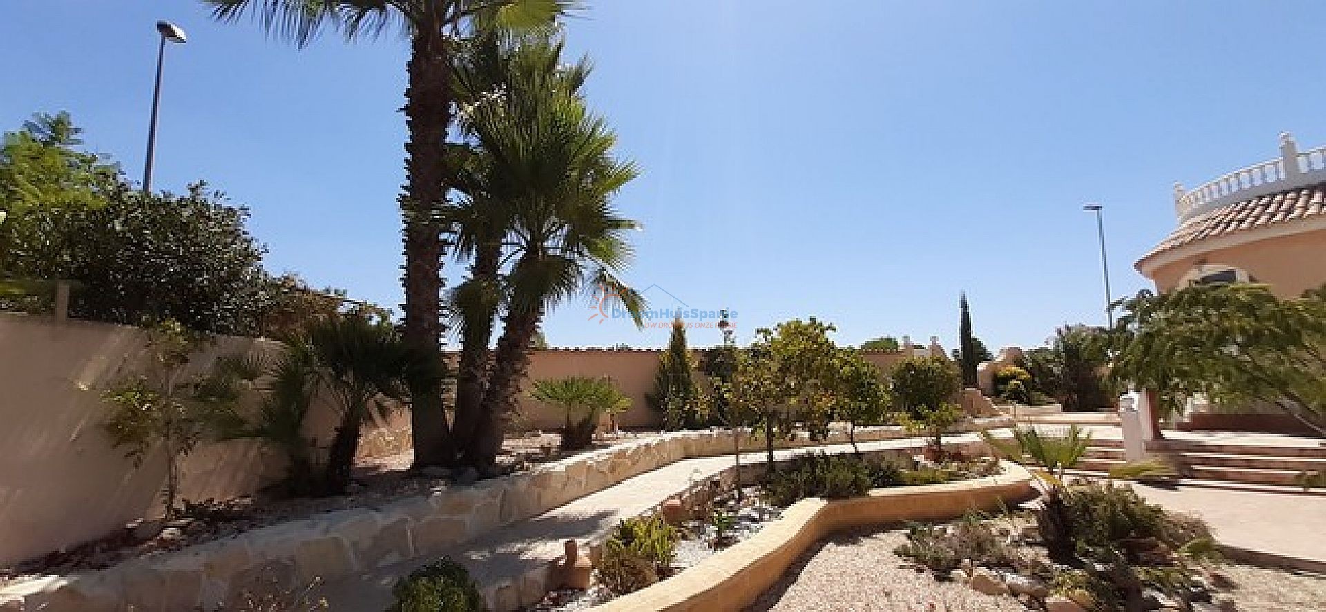 Droomvilla op een ruim perceel met eigen zwembad  - DroomHuisSpanje