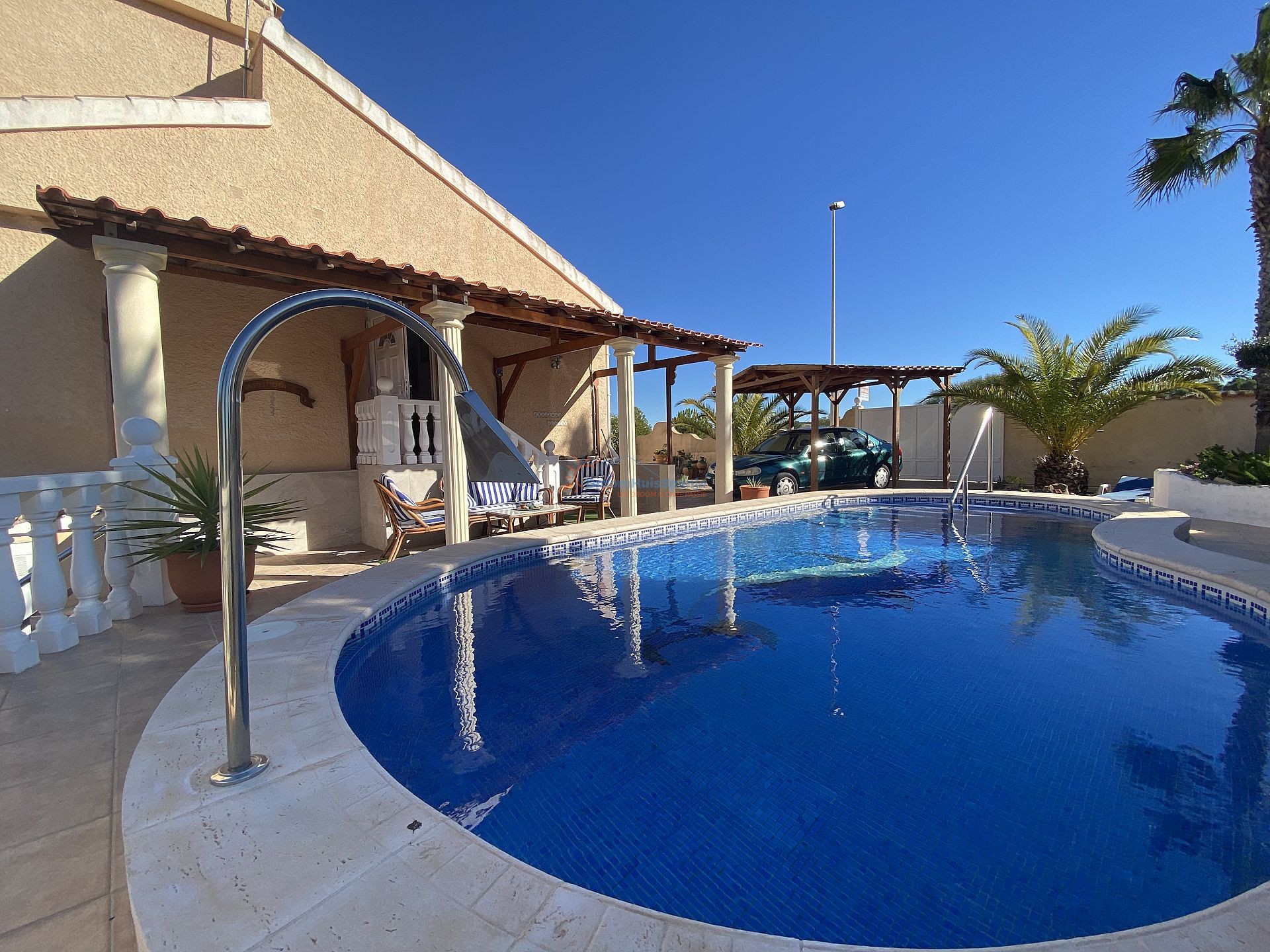 Droomvilla op een ruim perceel met eigen zwembad  - DroomHuisSpanje