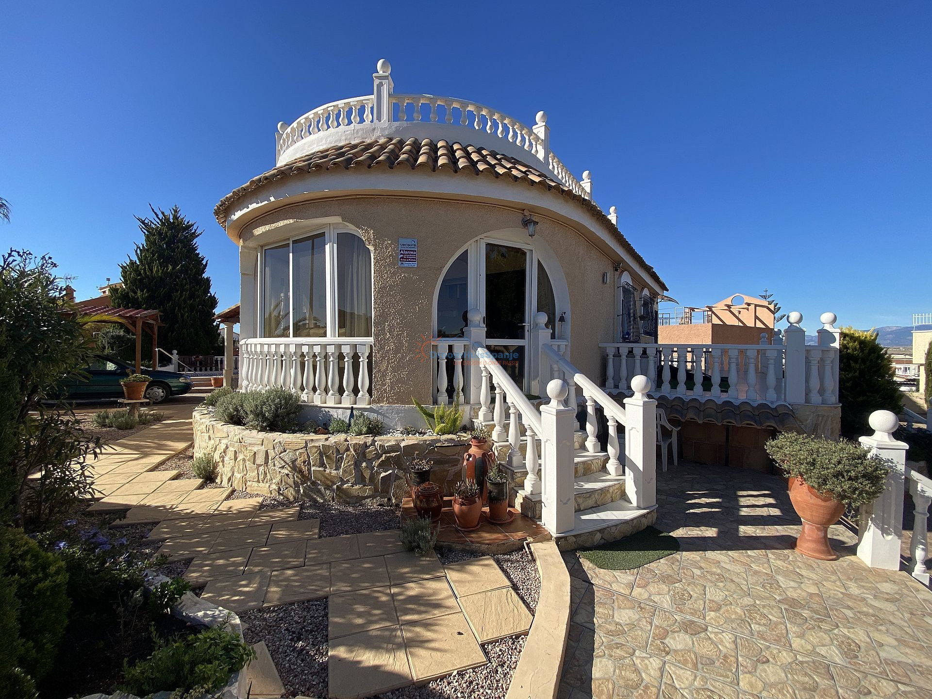 Droomvilla op een ruim perceel met eigen zwembad  - DroomHuisSpanje