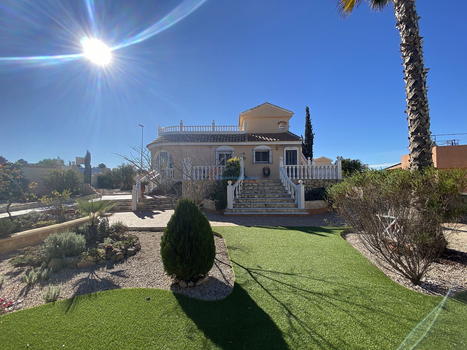 Droomvilla op een ruim perceel met eigen zwembad  - DroomHuisSpanje