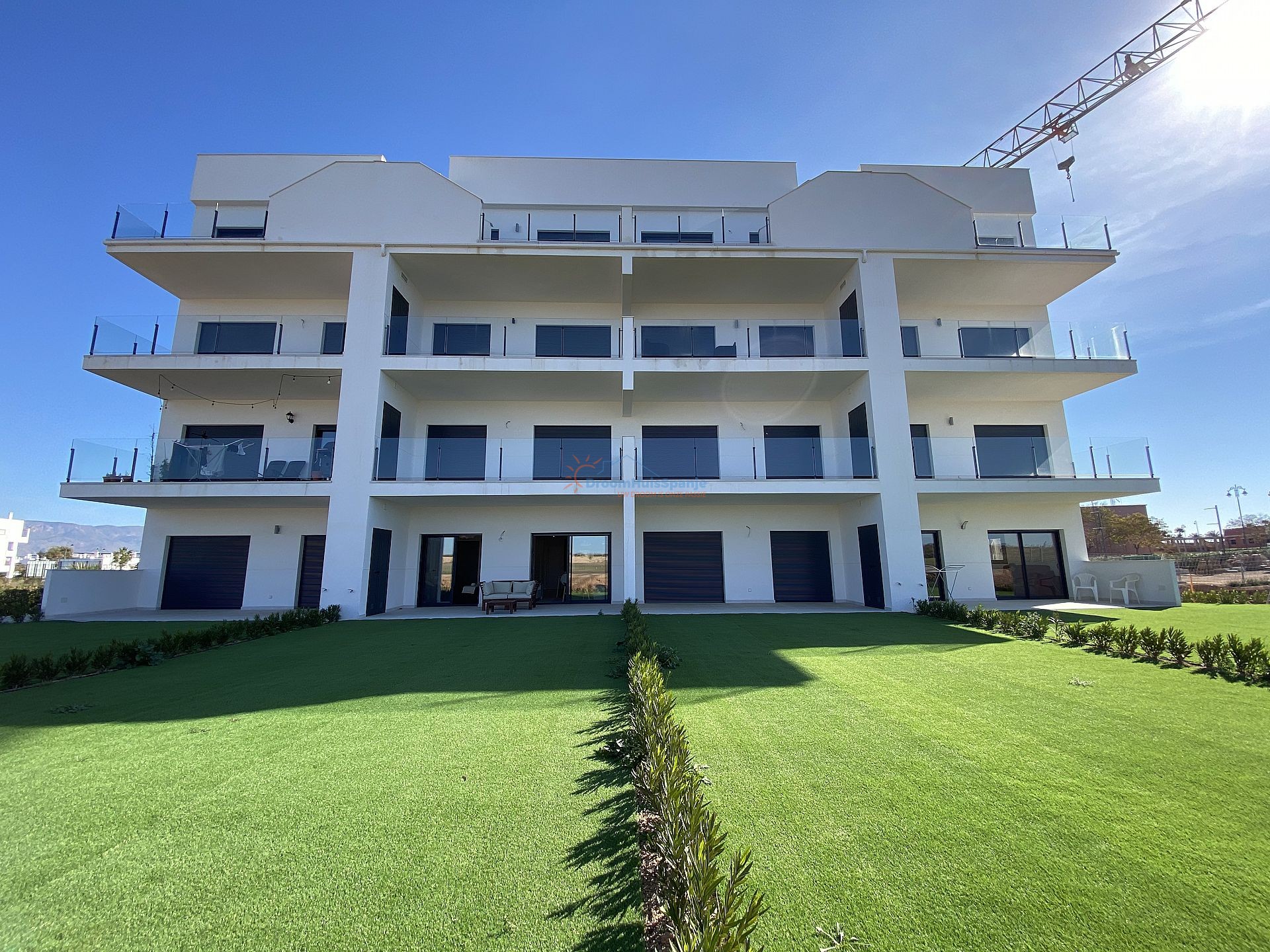 Modern ground floor apartment on first line golf - DroomHuisSpanje