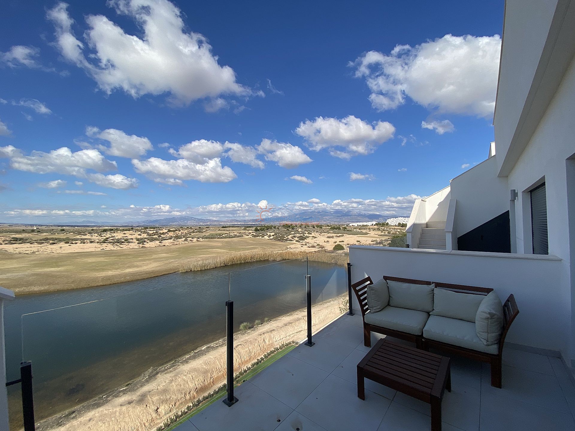 Modern penthouse on first line golf - DroomHuisSpanje