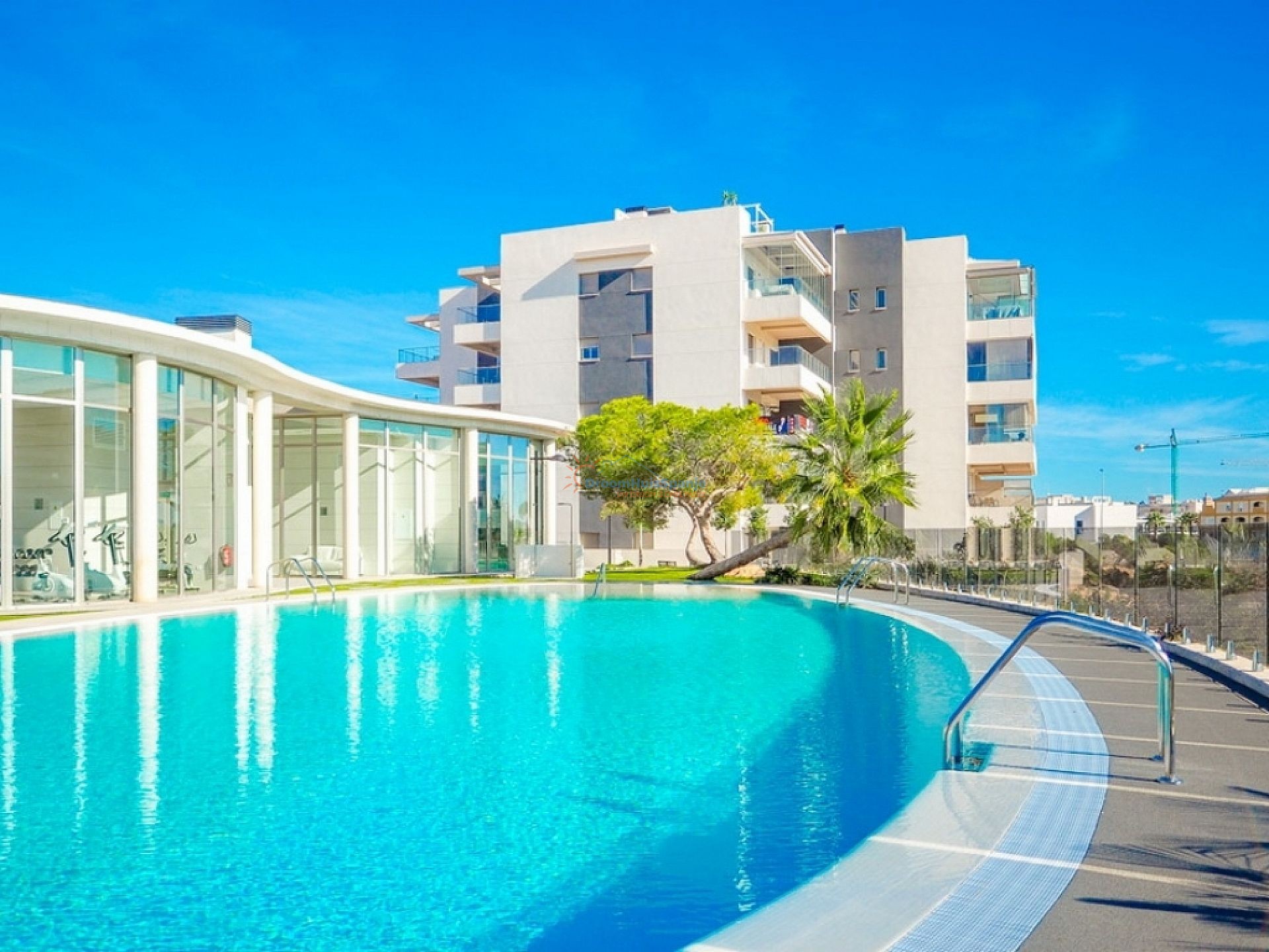 Spectaculair penthouse met ruim privé solarium - DroomHuisSpanje