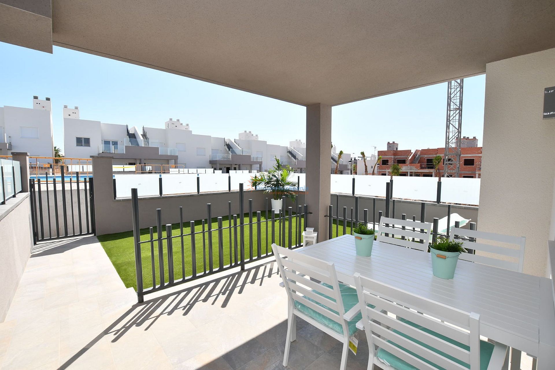 Modern begane grond appartement in San Miguel de Salinas - DroomHuisSpanje