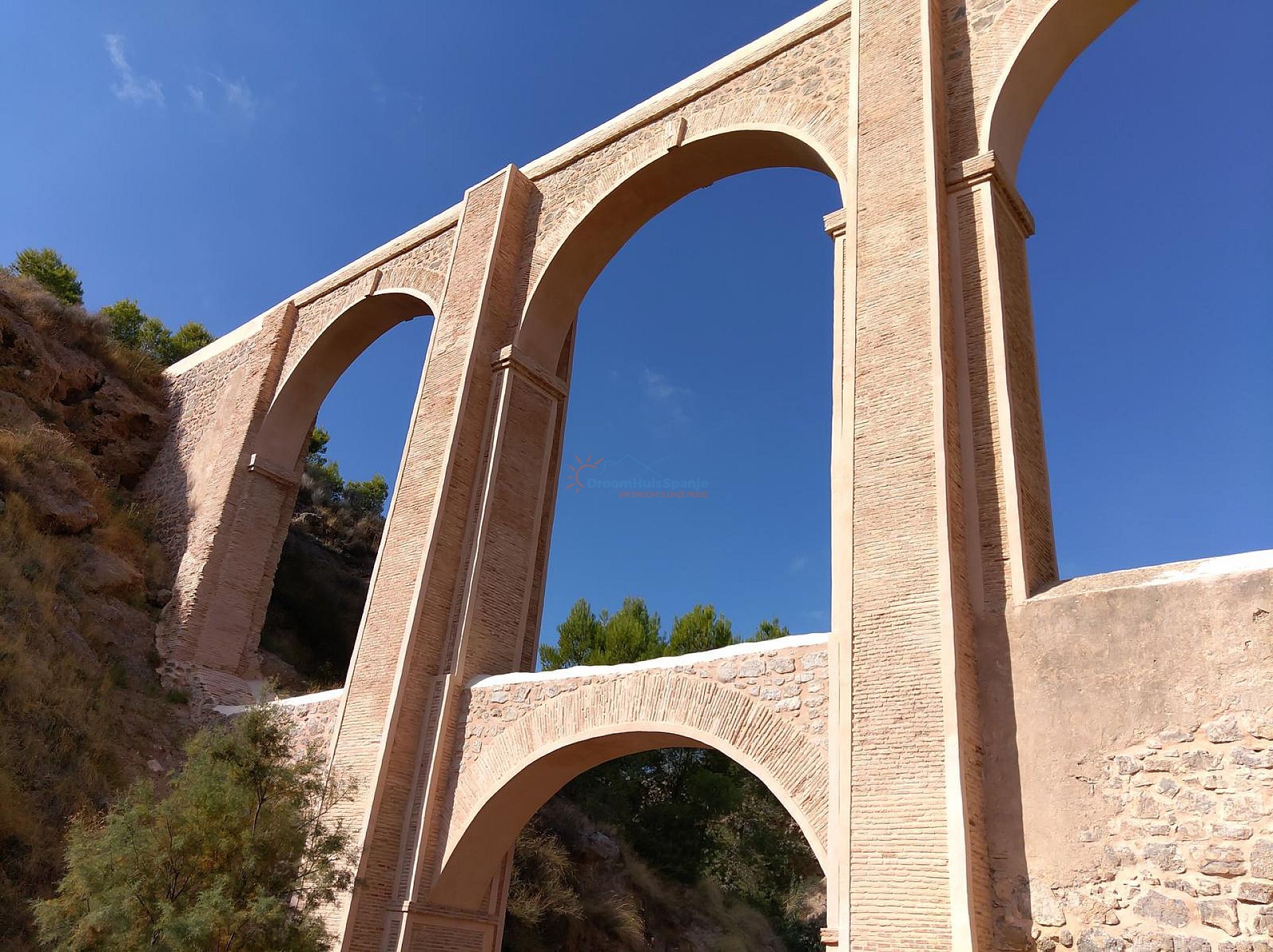 Vrijstaande 3 slaapkamer villa te koop in Aspe, Alicante - DroomHuisSpanje