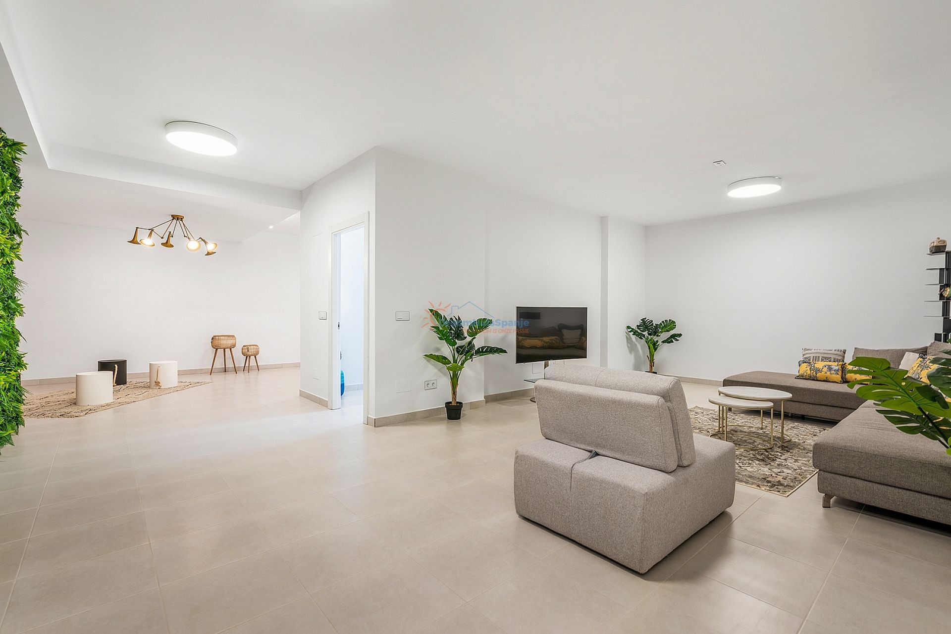 Villa moderna con garaje privado a 300 metros de la playa - DroomHuisSpanje