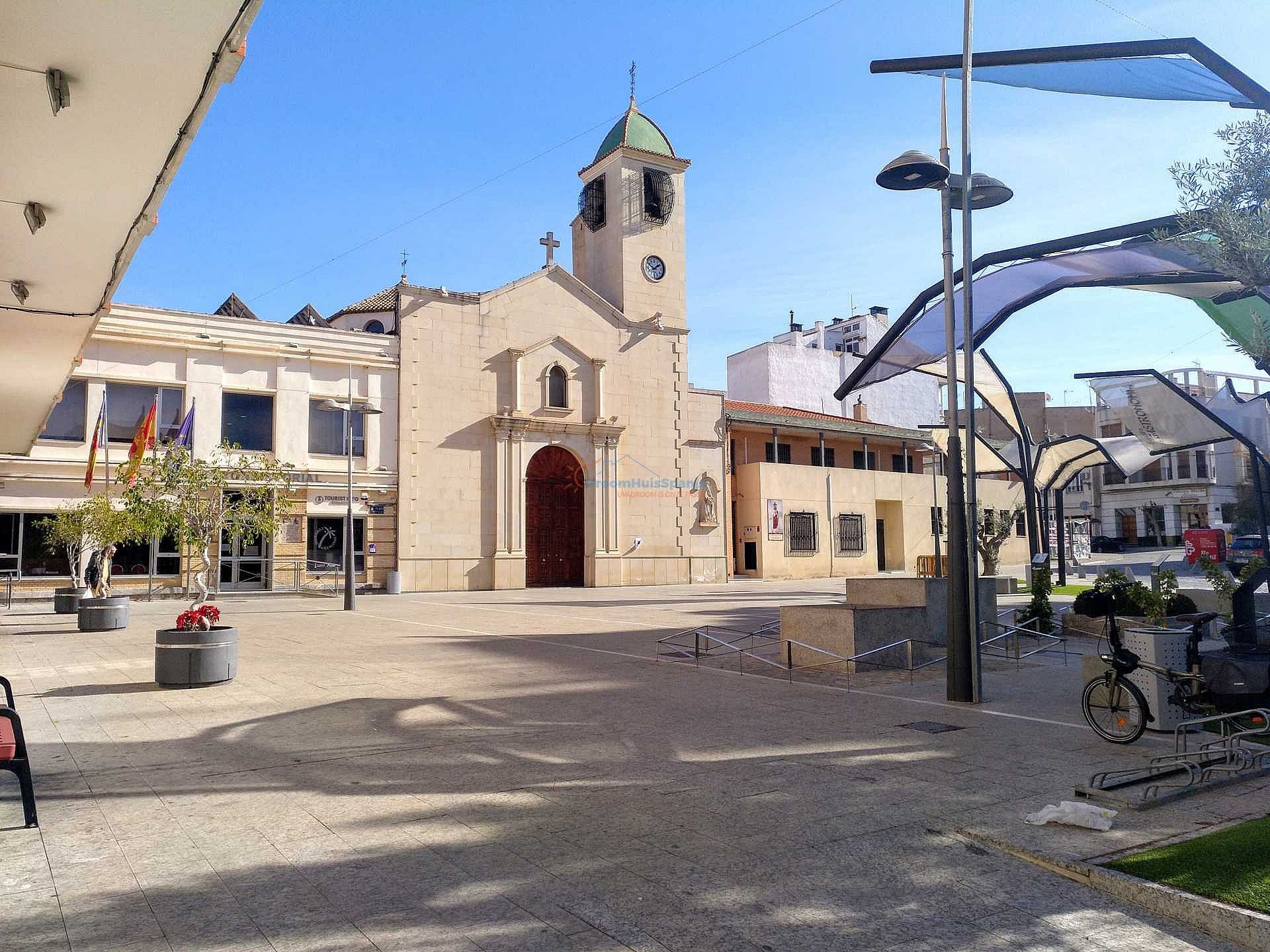 Penthouse met solarium en 3 slaapkamers in Bigastro - DroomHuisSpanje
