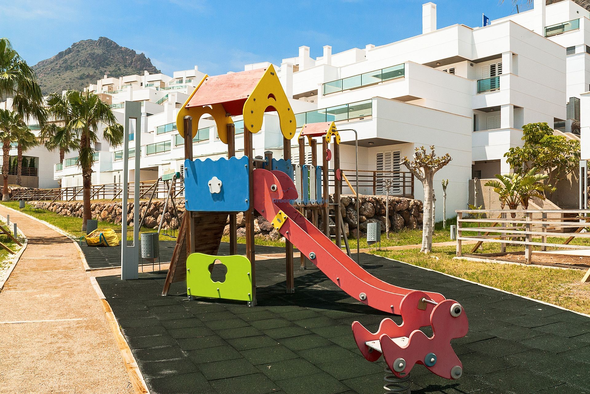 Apartment with panoramic view over the golf and the Mediterranean sea - DroomHuisSpanje