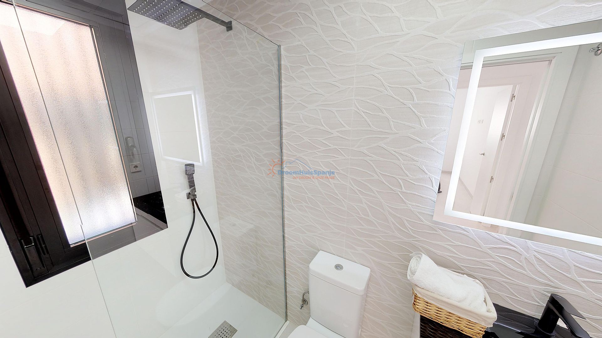 De allerlaaste! Nieuwbouw villa in Sucina - DroomHuisSpanje