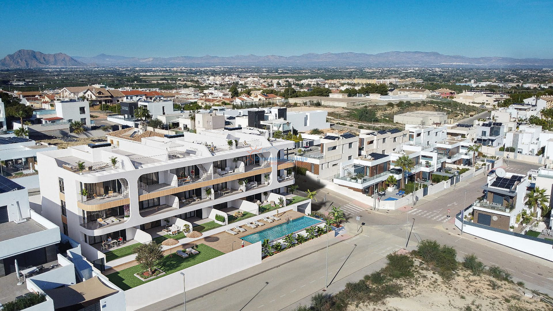 Penthouse met privé dakterras op toplocatie in Benijófar te koop - DroomHuisSpanje