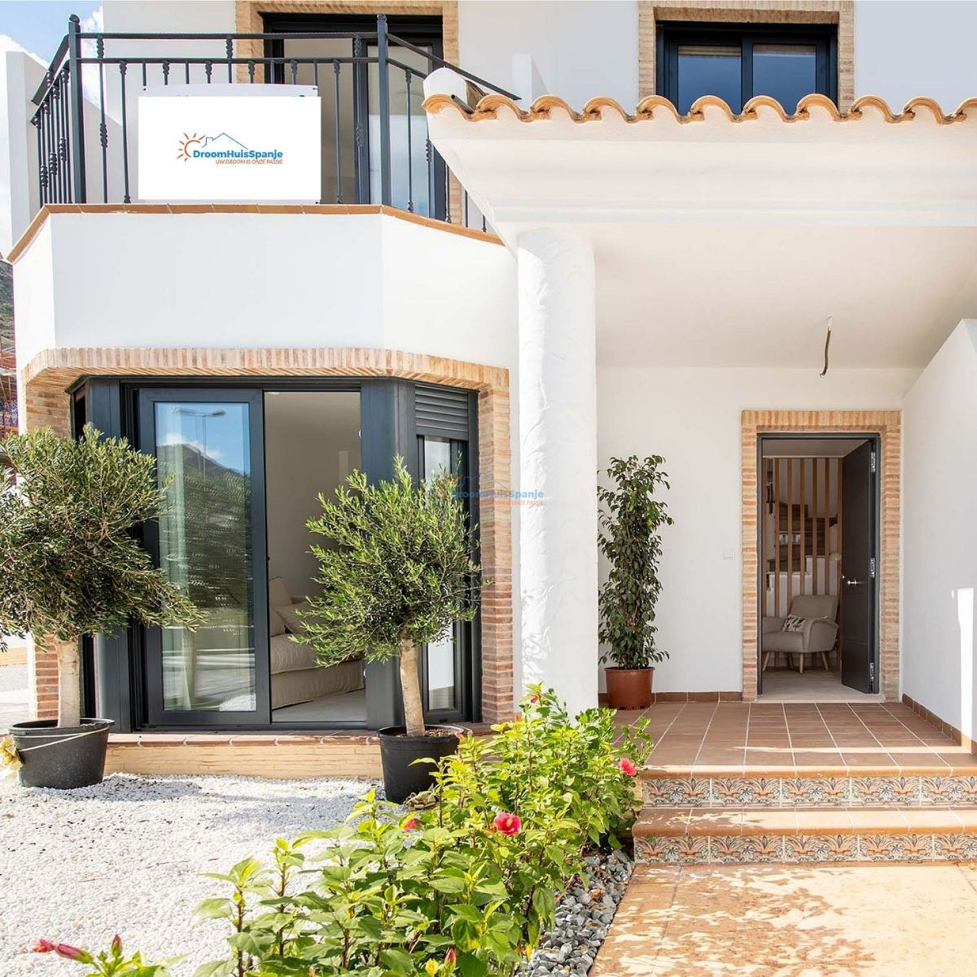 Geschakelde woning te koop in Cox, Costa Blanca Zuid - DroomHuisSpanje