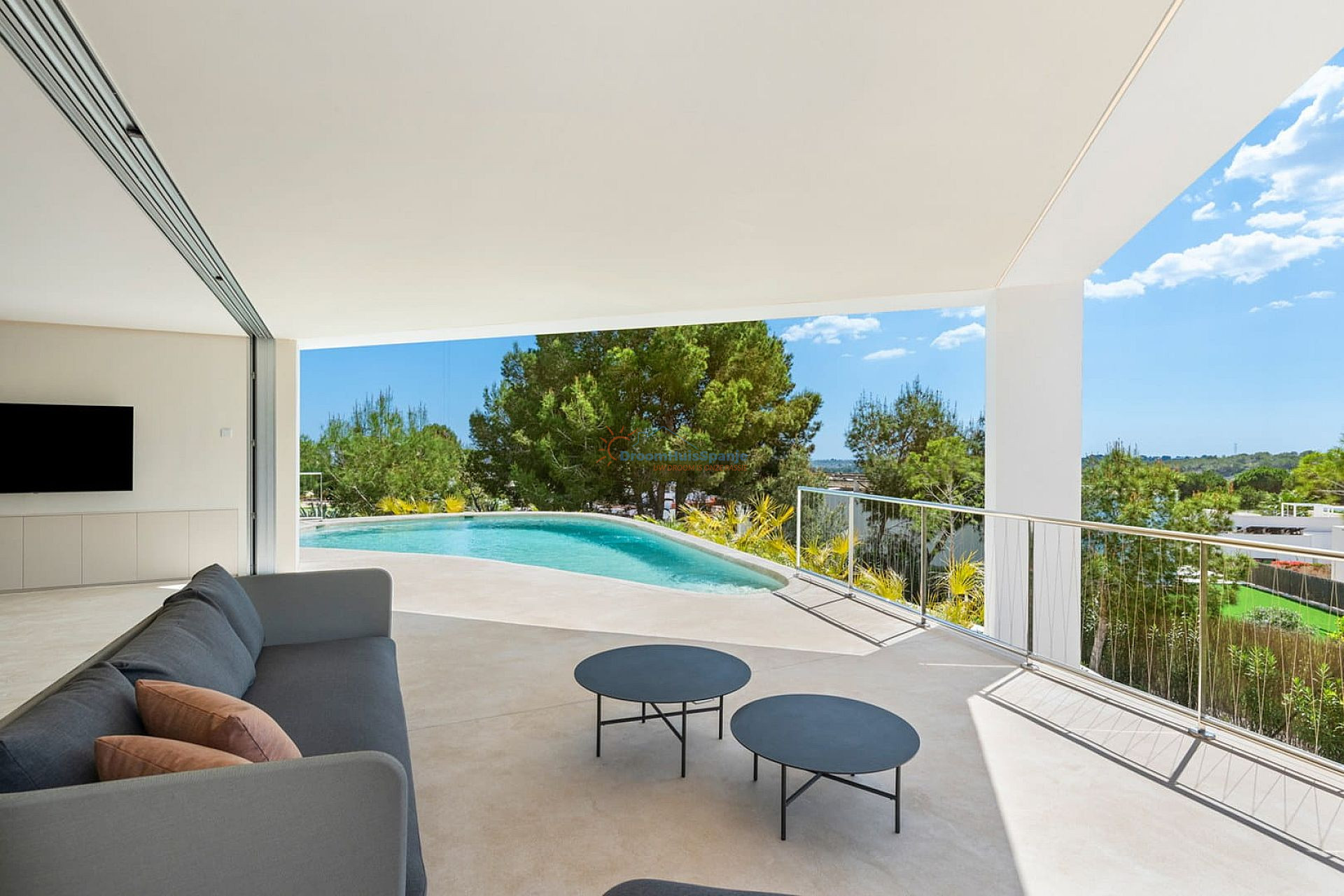 Luxueuze villa met zwembad in het exclusieve Las Colinas Resort - DroomHuisSpanje