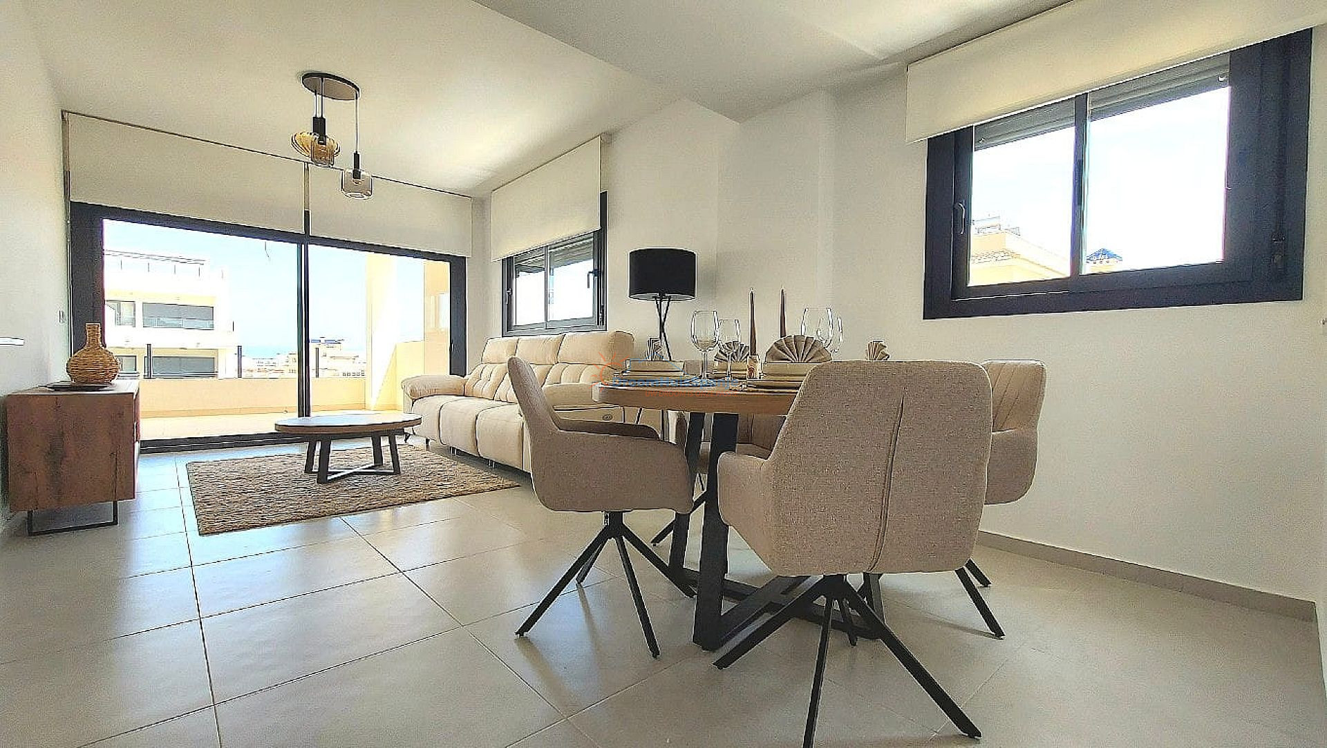 Gelijkvloers appartement met 3 slaapkamers in San Miguel de Salinas - DroomHuisSpanje