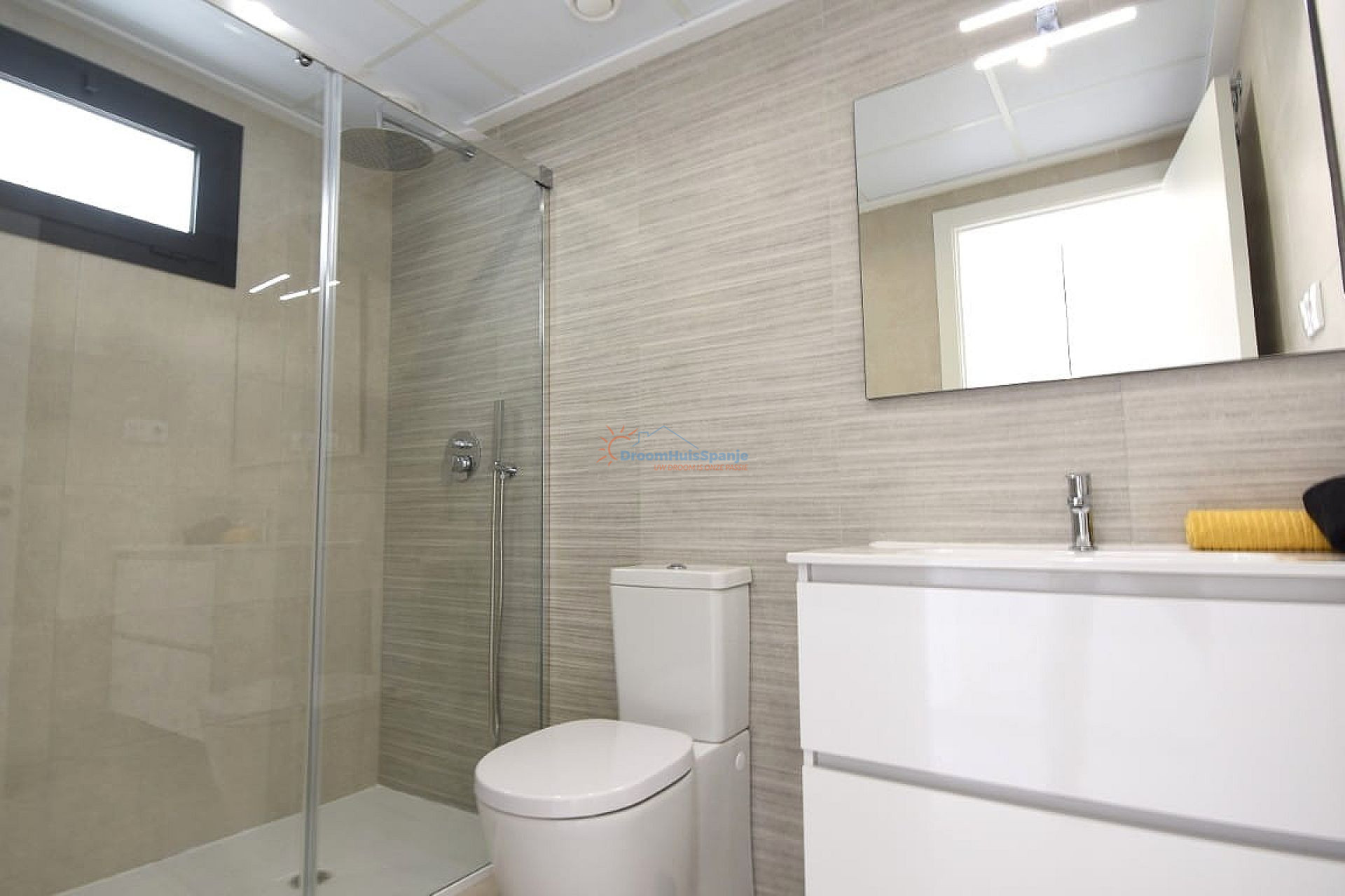 Modern appartement met 3 slaapkamers in San Miguel de Salinas - DroomHuisSpanje