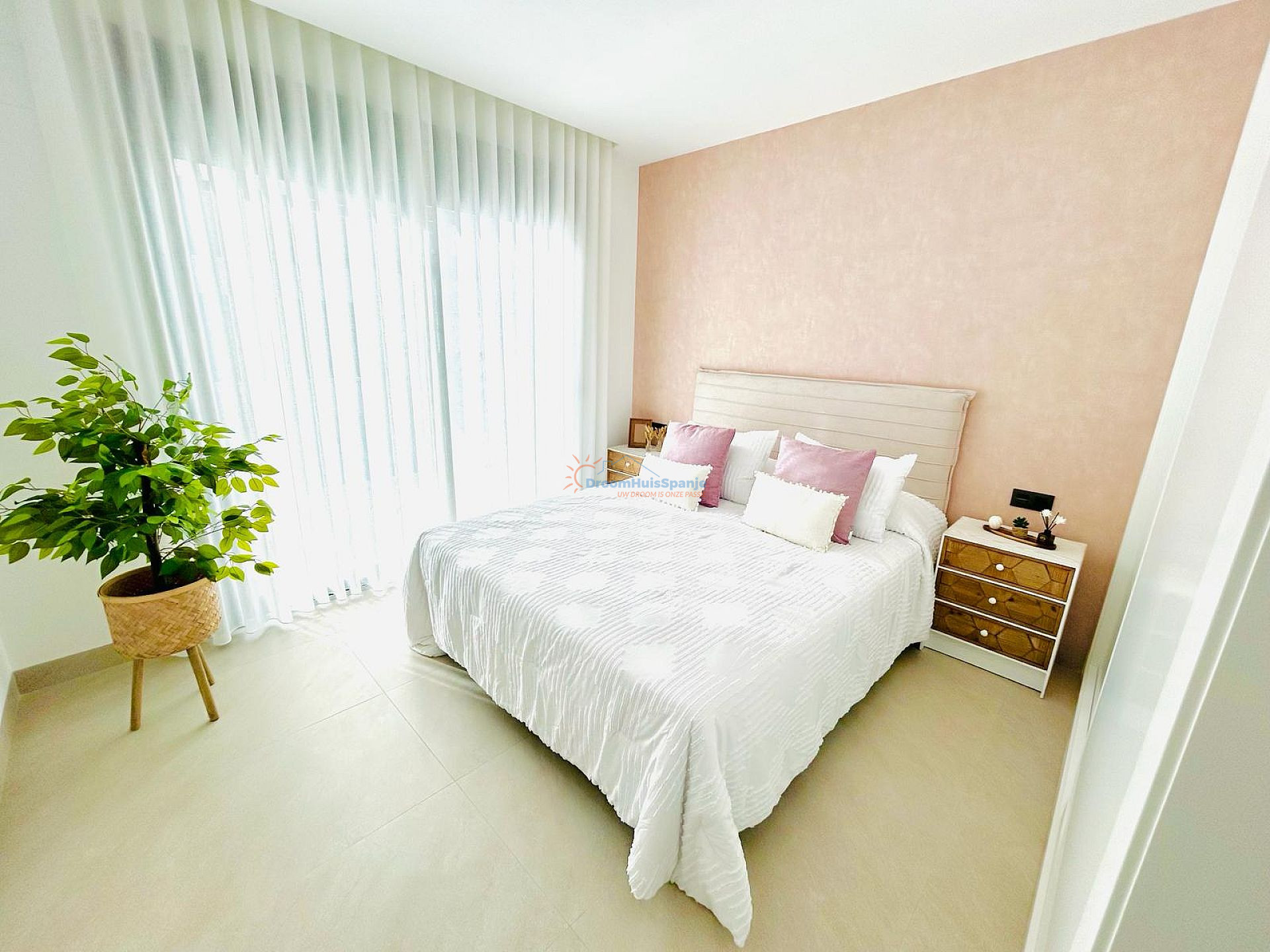 Luxueuze 3 slaapkamer villa met eigen dakterras in Benijofar - DroomHuisSpanje