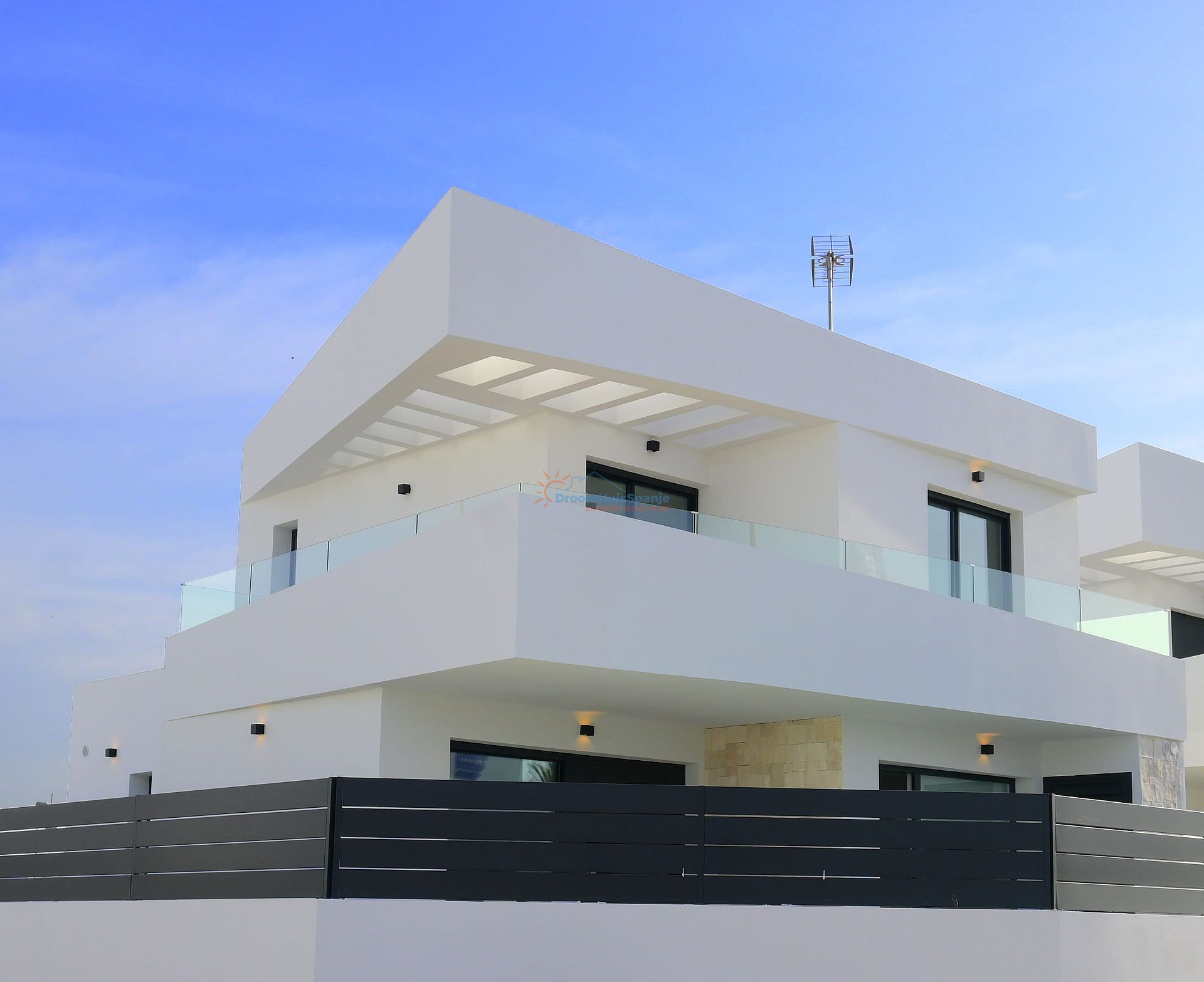 KEY-READY !!!! Vrijstaande villa te koop in de Costa Blanca Zuid - DroomHuisSpanje