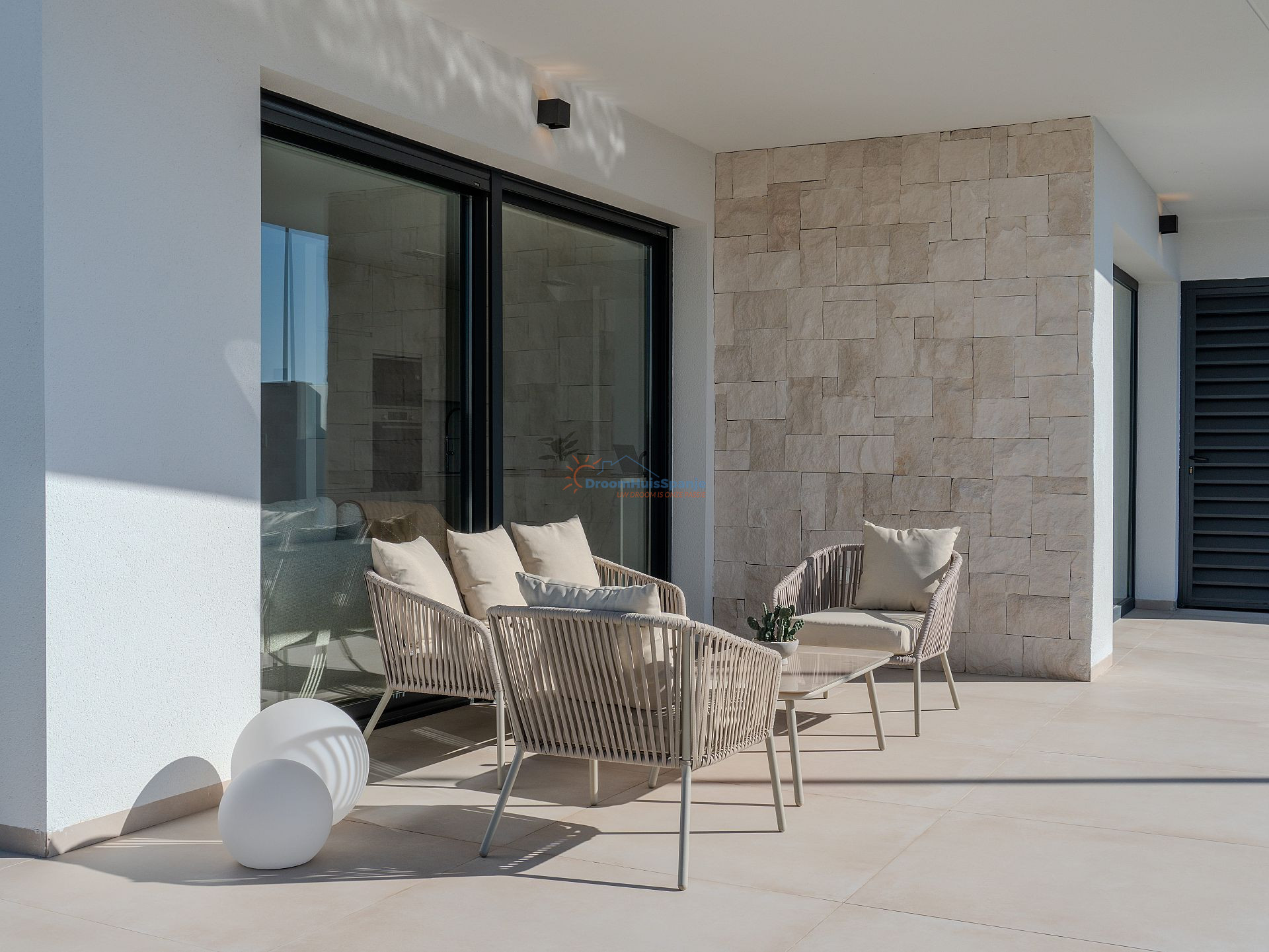 KEY-READY !!!! Vrijstaande villa te koop in de Costa Blanca Zuid - DroomHuisSpanje