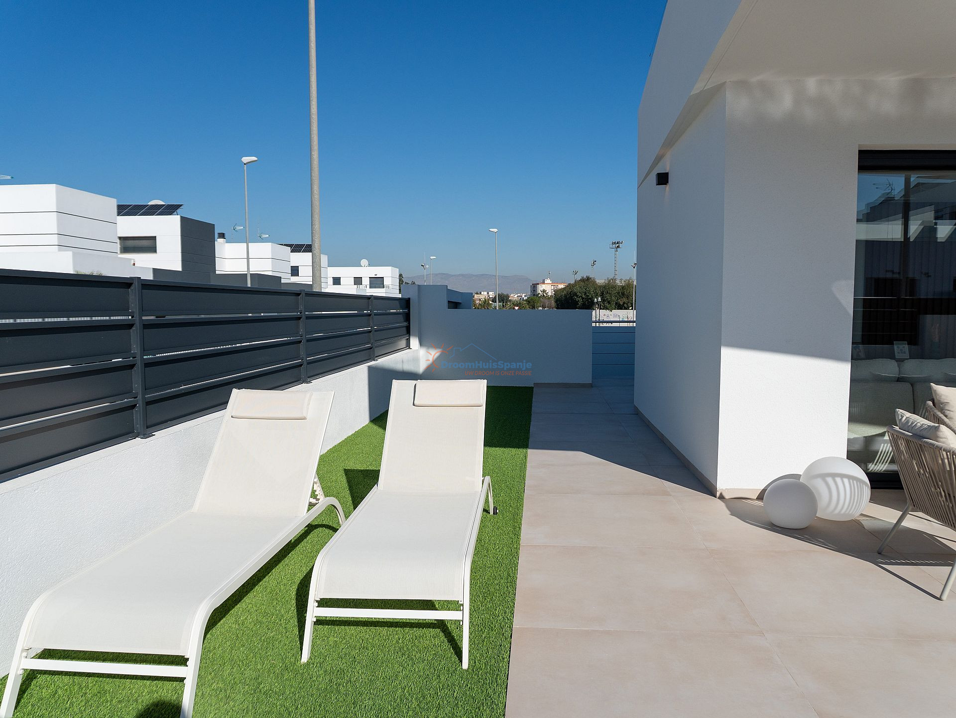 KEY-READY !!!! Vrijstaande villa te koop in de Costa Blanca Zuid - DroomHuisSpanje