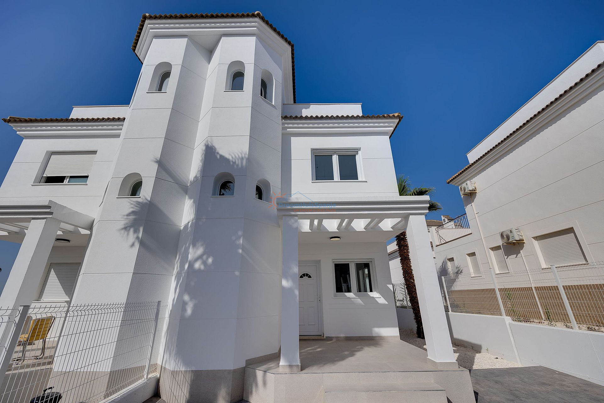 Villa met 3 slaapkamers te koop in San Fulgencio - DroomHuisSpanje