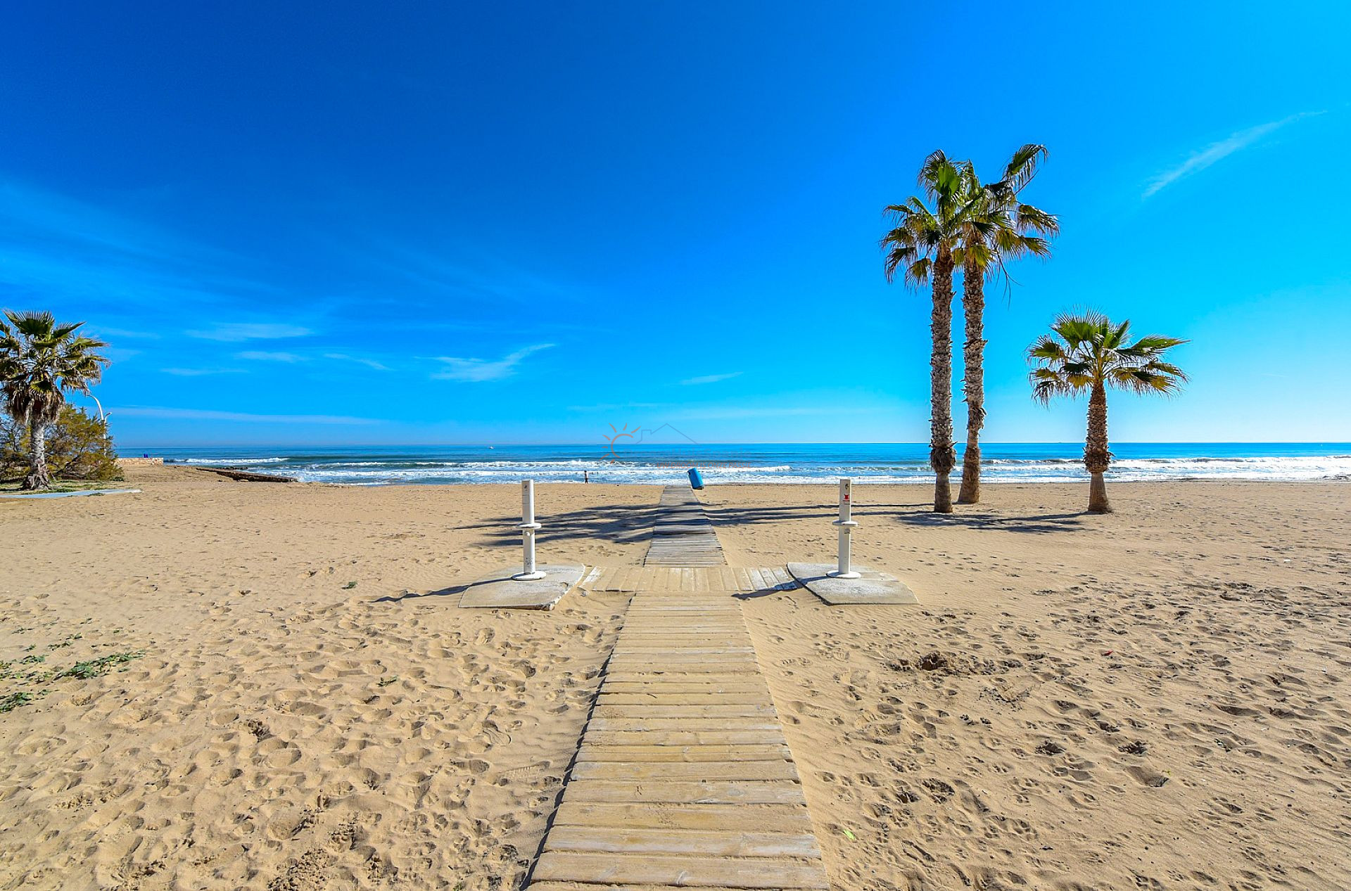 Appartement op tussenliggende verdieping te koop in Torrevieja - DroomHuisSpanje