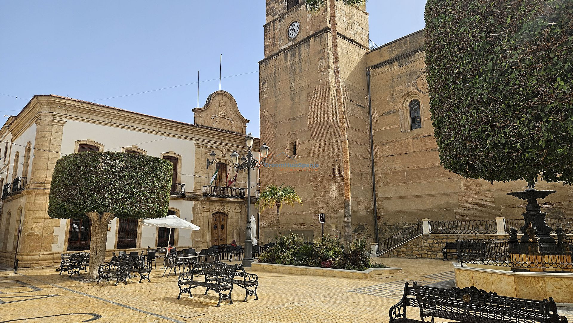 Gelijkvloers appartement te koop in Vera Playa - DroomHuisSpanje