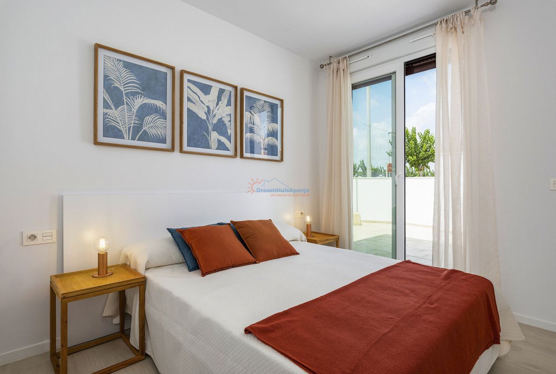 Ruim hoek appartement op zeer goede locatie - DroomHuisSpanje