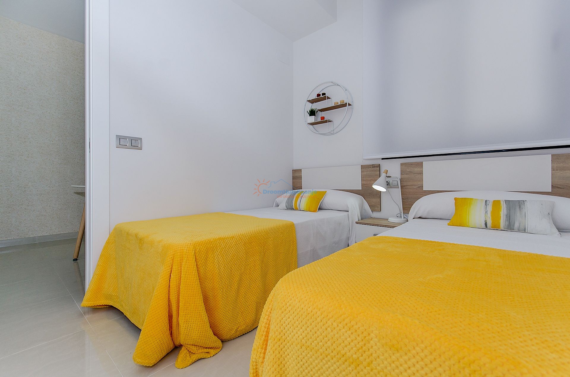 INSTAPKLAAR: Nieuw 2 slaapkamer appartement midden in de stad - DroomHuisSpanje