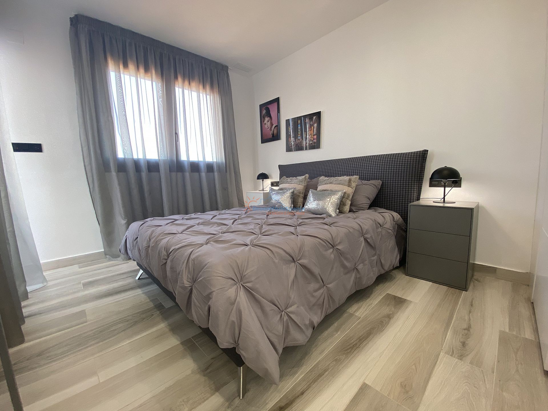 Zeer ruime villa met privé zwembad in Los Balcones, Vega Baja - DroomHuisSpanje